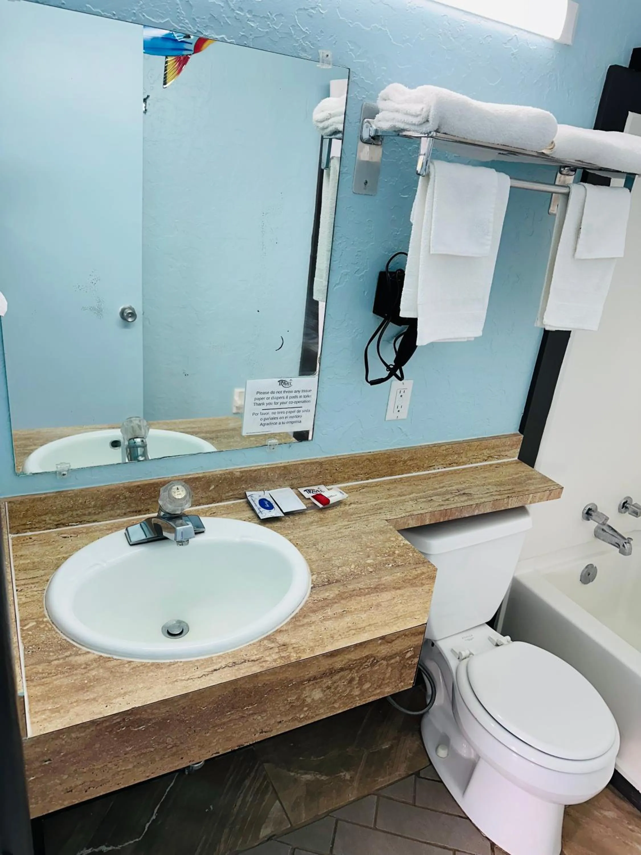 Shower in Travel Inn & Suites