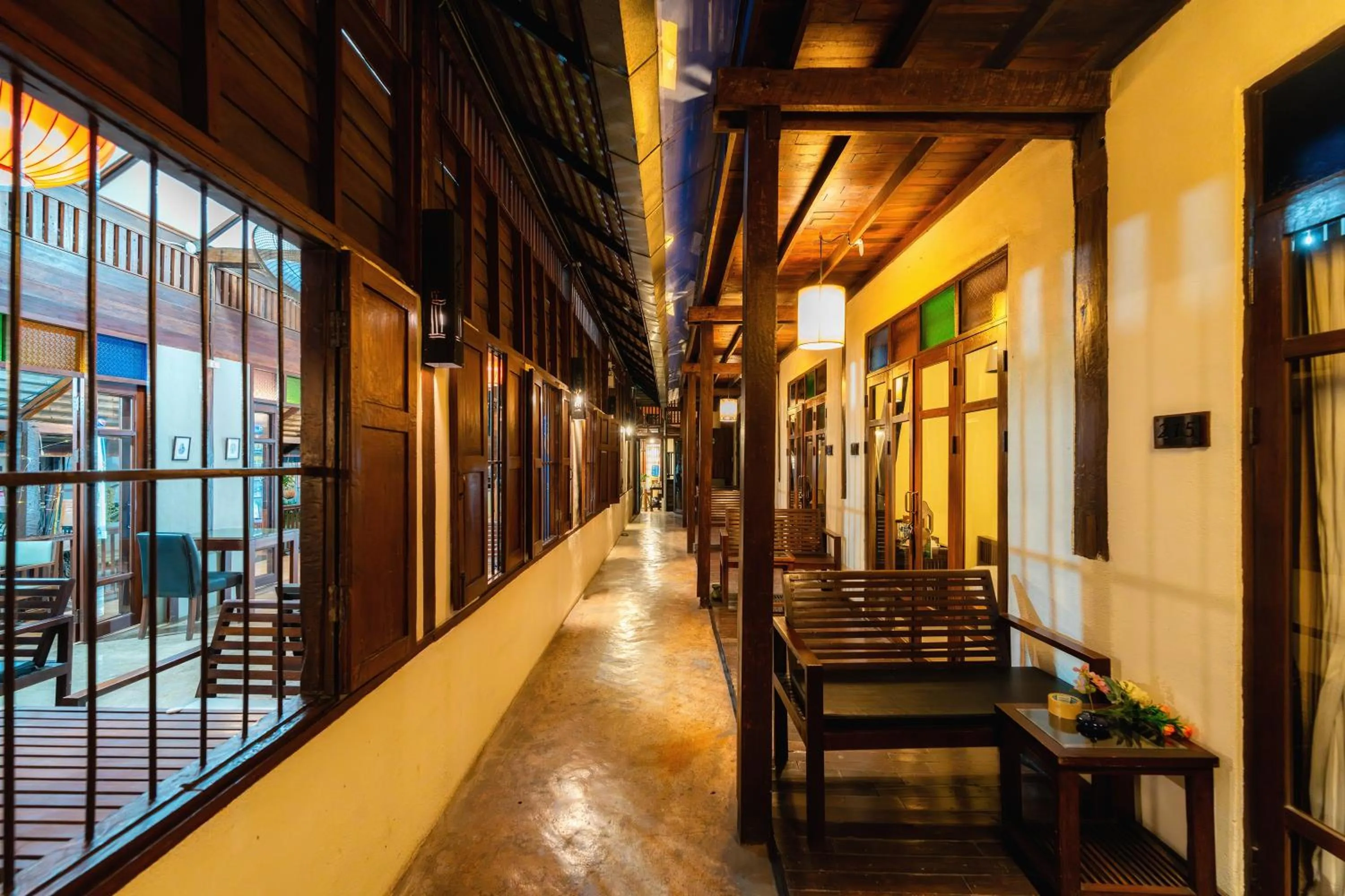 Restaurant/places to eat in Rompo Boutique Hotel