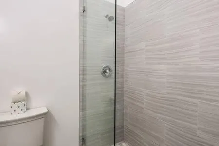 The Curry House - Entire Complex