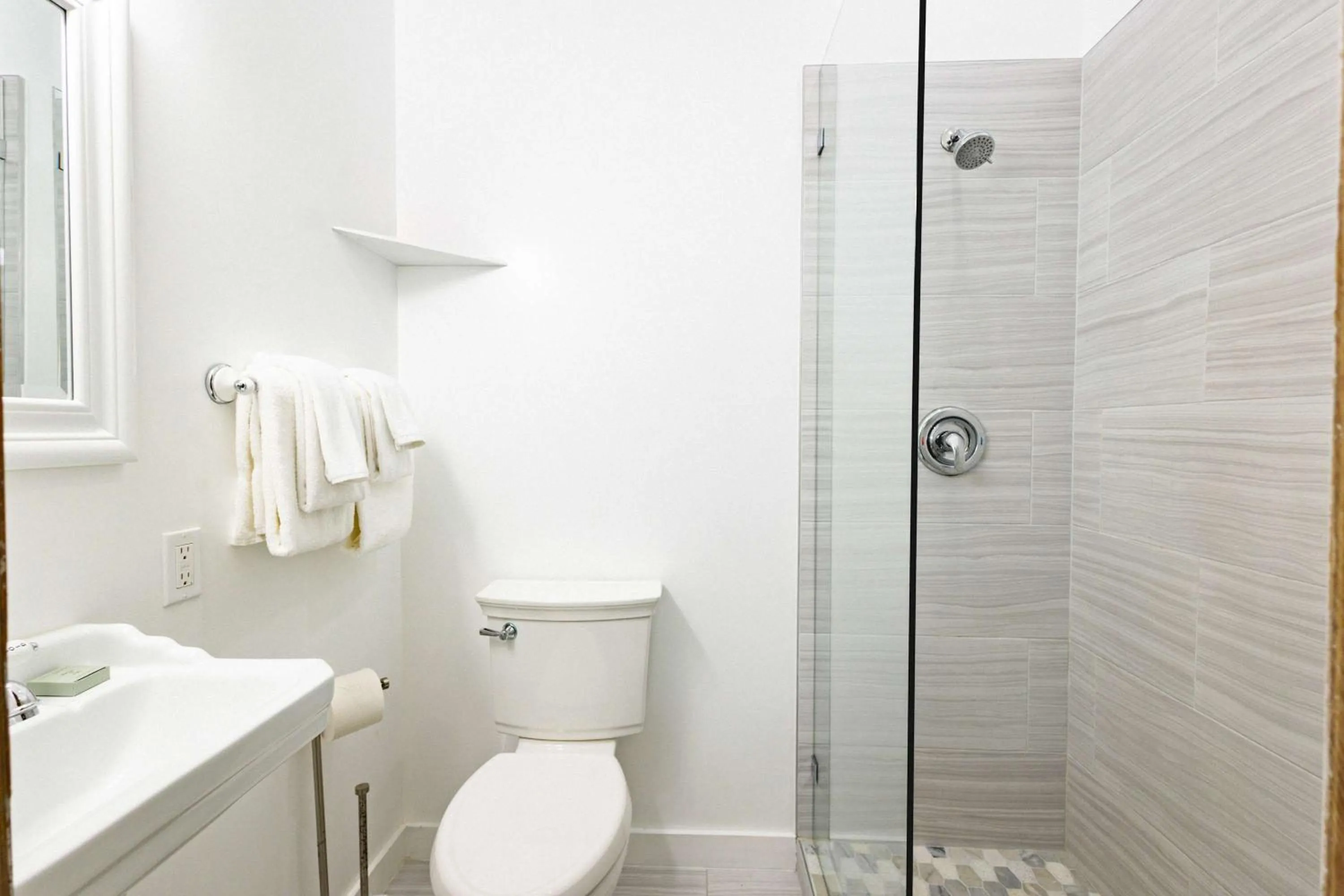 The Curry House - Entire Complex