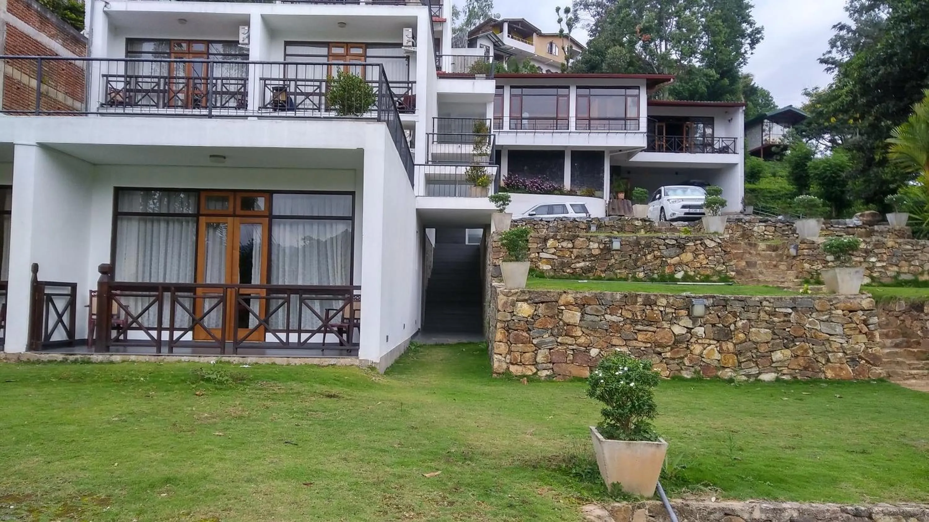 Property building in Alta Vista