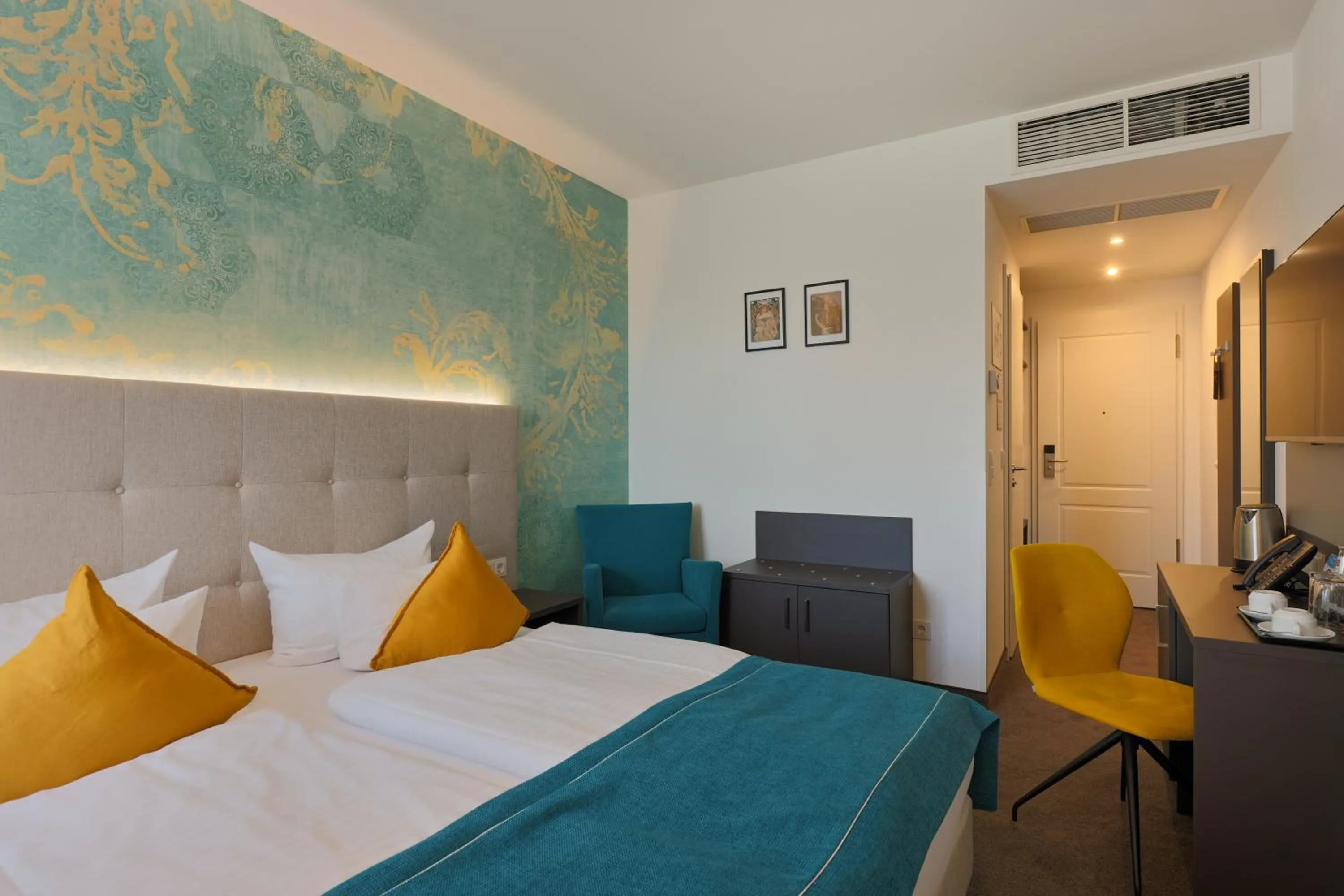 Bed in Soaltee Westend Messe Frankfurt