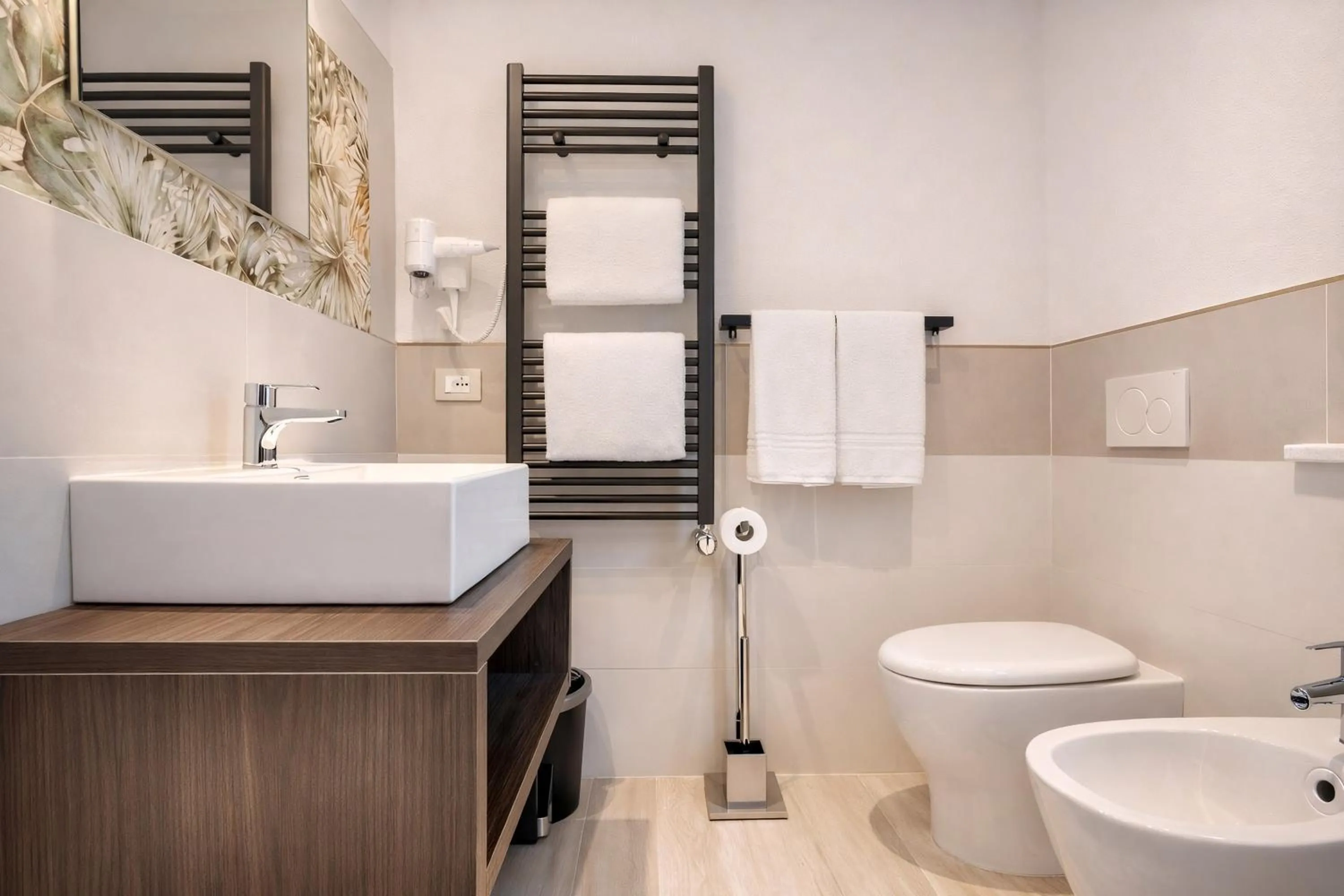 Bathroom in Hotel Del Borgo