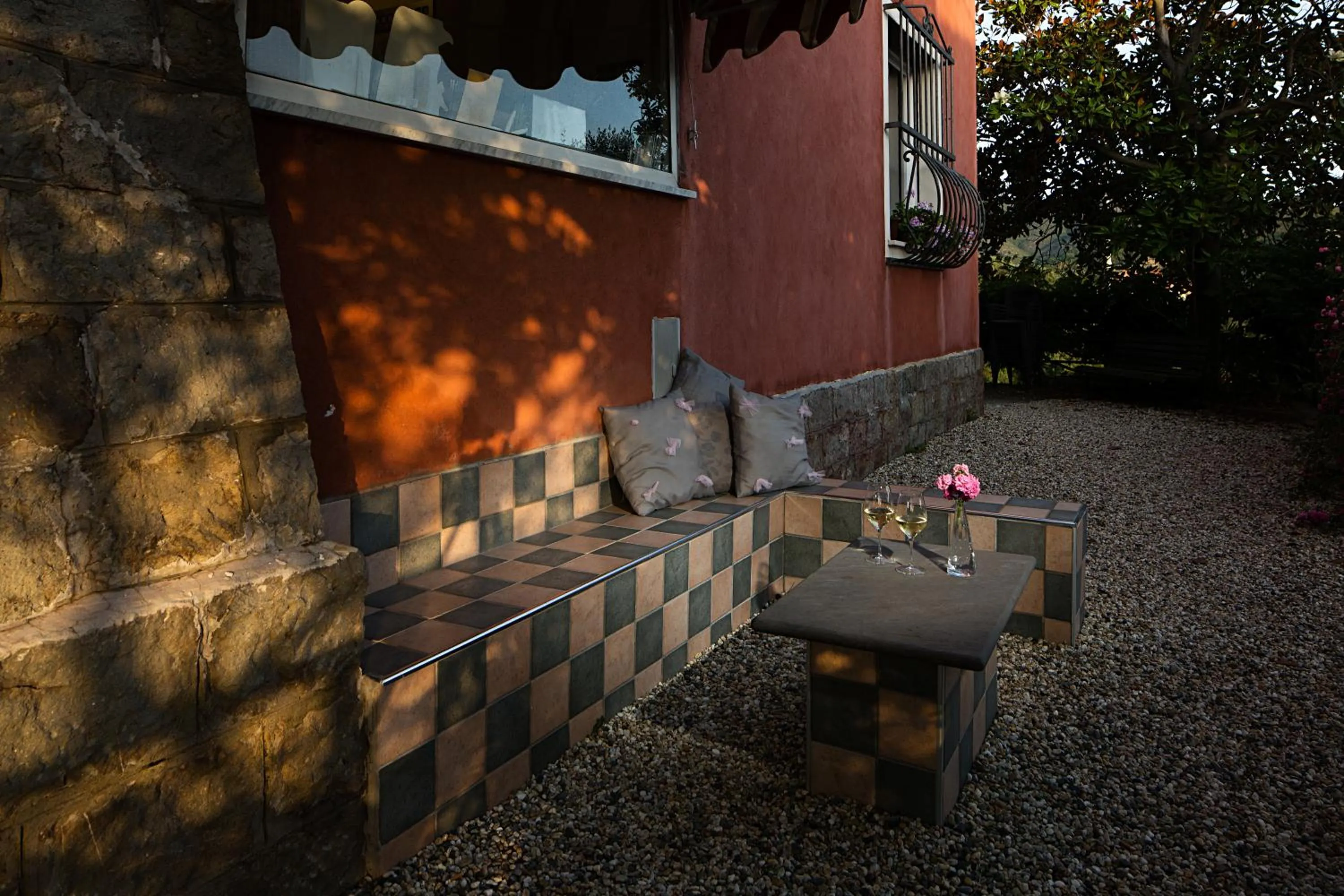 Decorative detail in Hotel Del Borgo