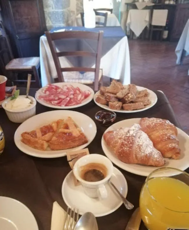 Restaurant/places to eat in Hotel Le Pozze Di Lecchi