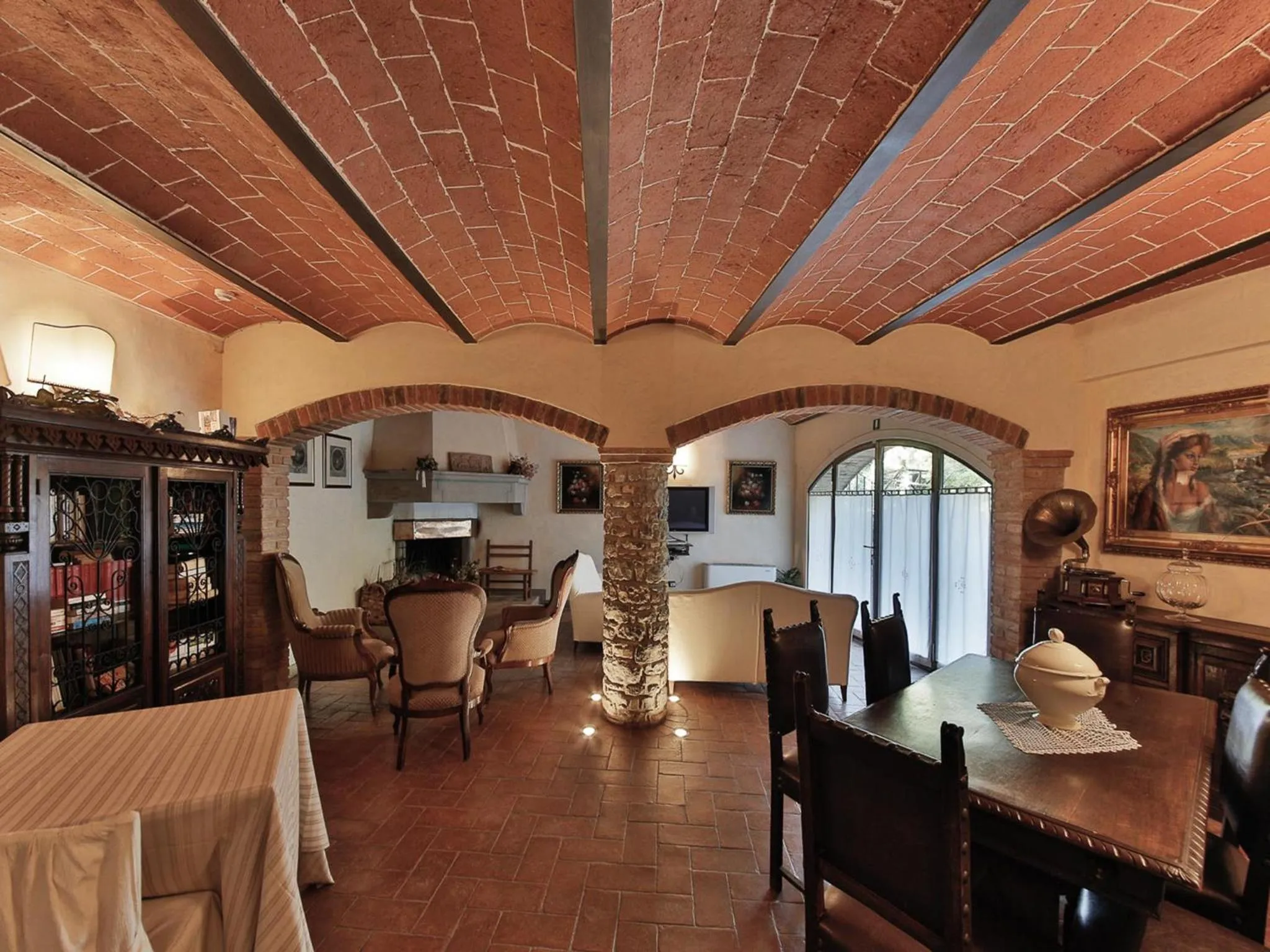 Library in Hotel Le Pozze Di Lecchi