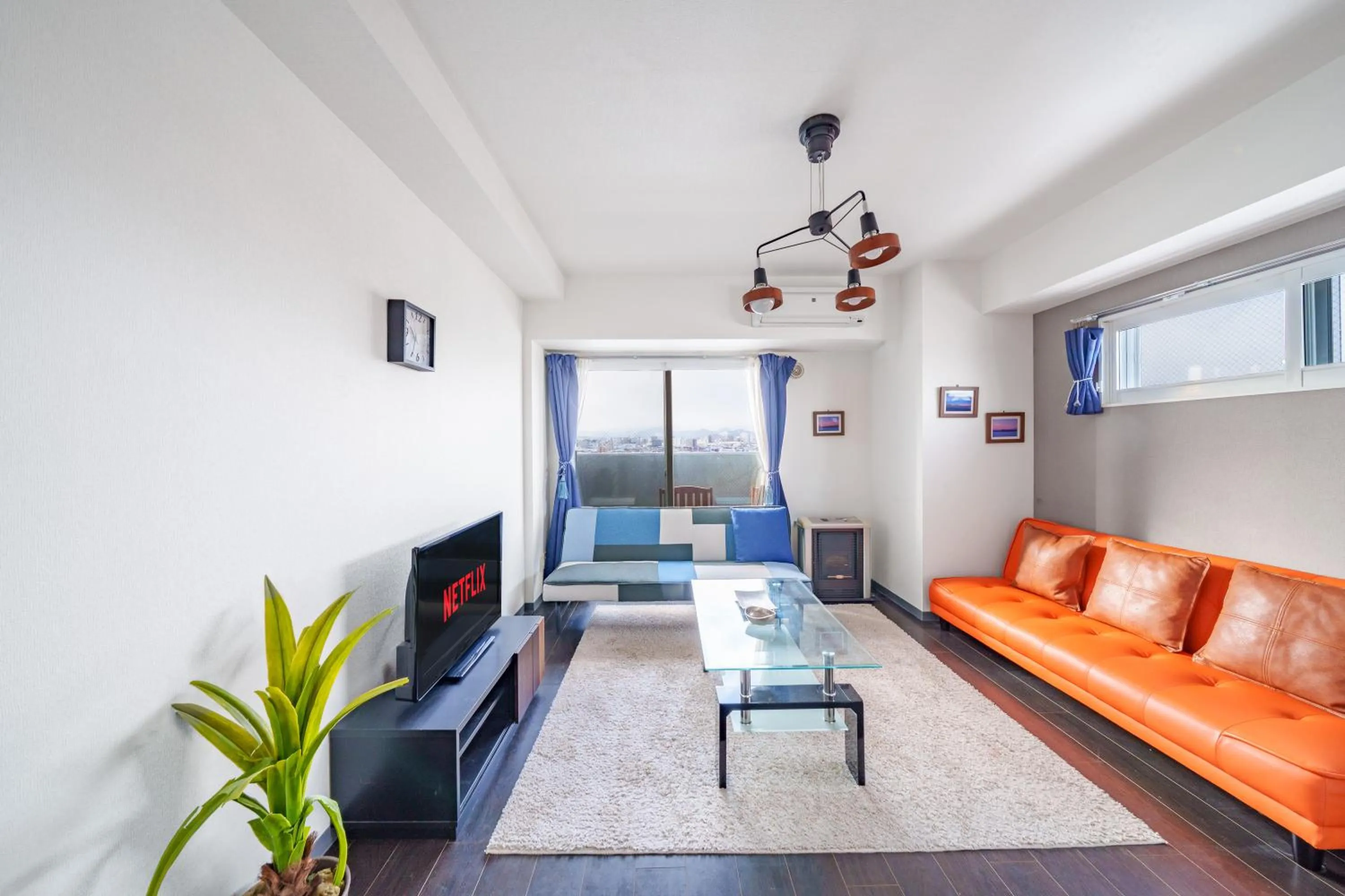 Living room in GRAVITY