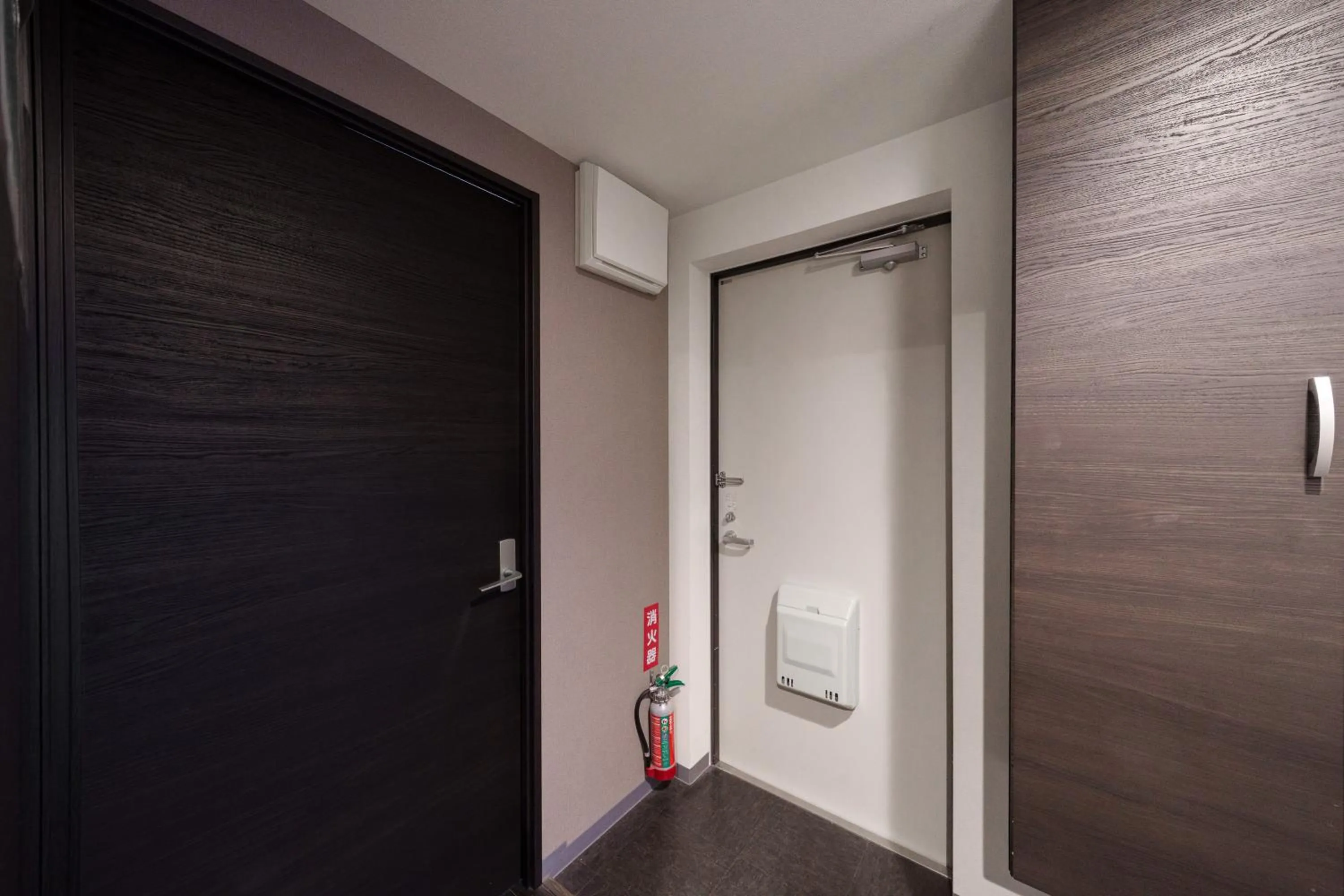 Facade/entrance in GRAVITY