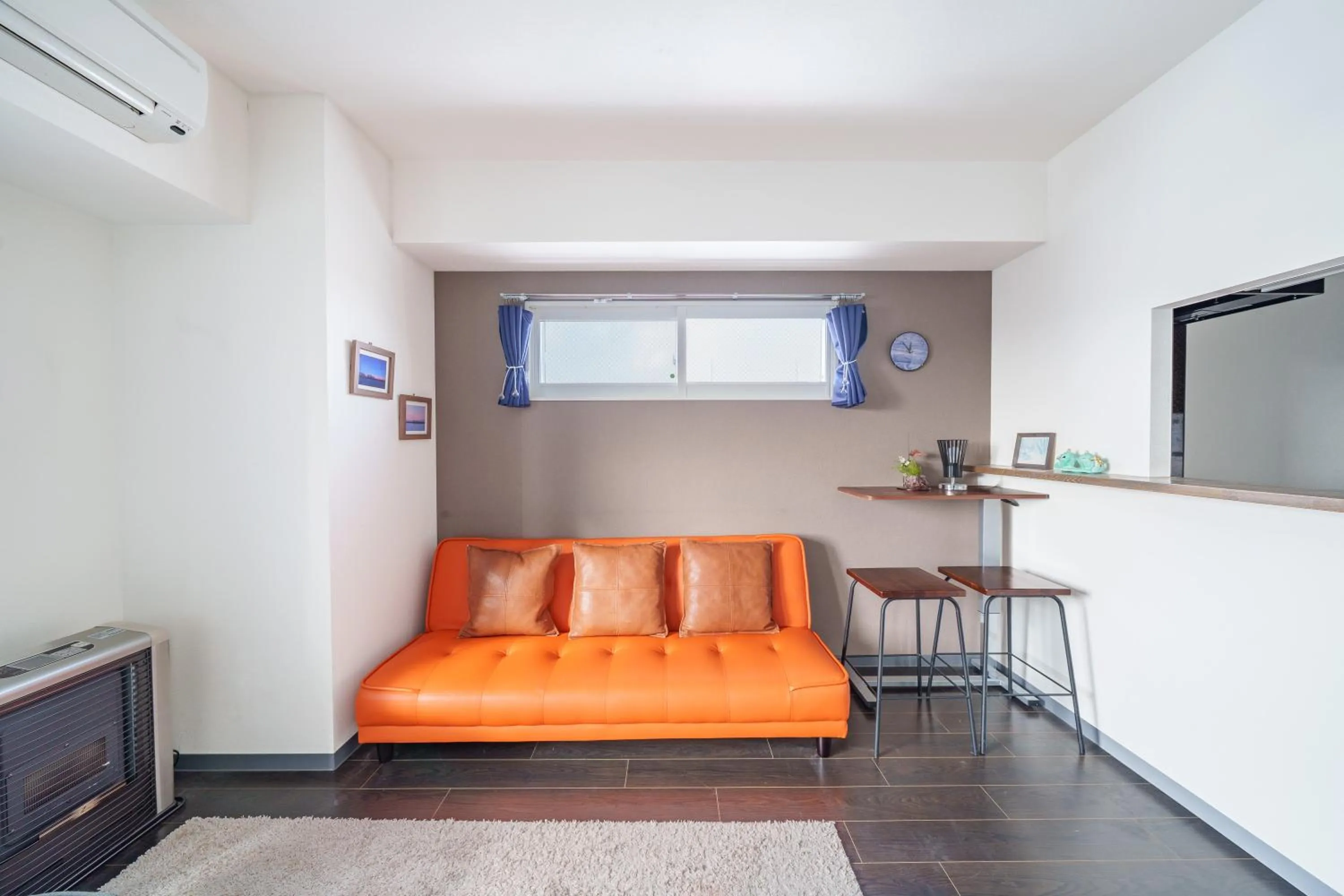 Living room in GRAVITY