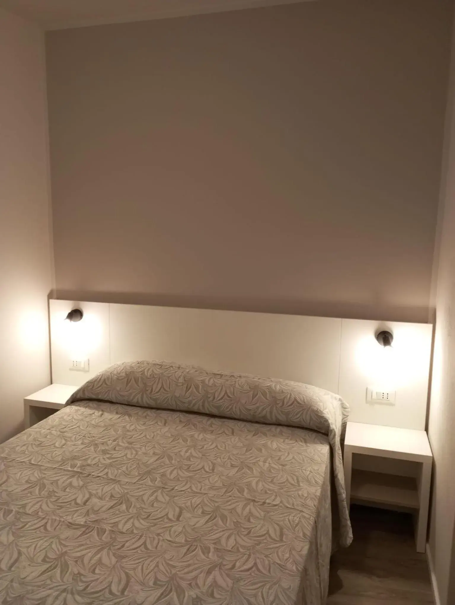 Economy Double Room in Hotel Acquario Economy Double Room in Hotel Acquario