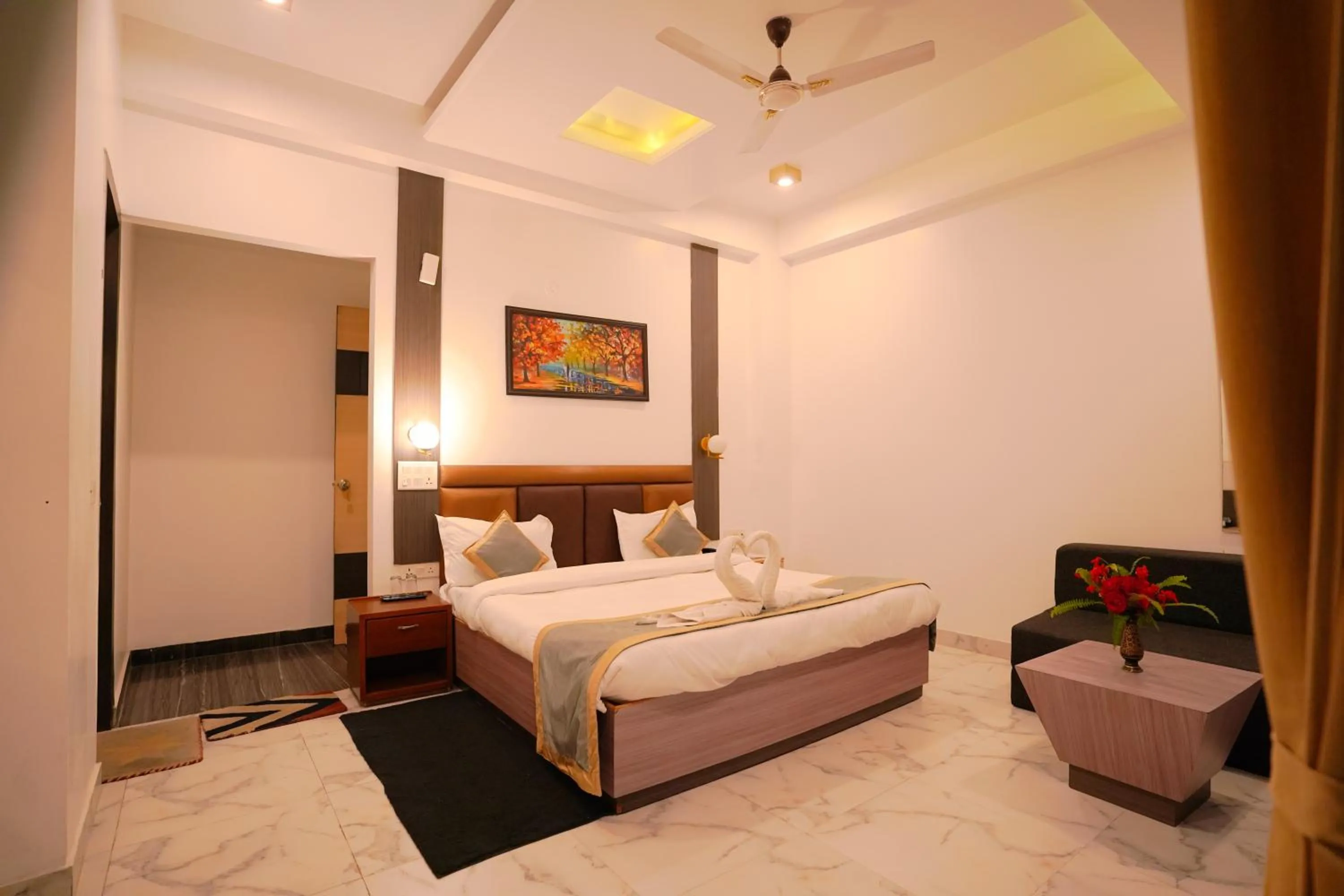 Bedroom, Bed in Chirping Hills Resort,Bhimtal