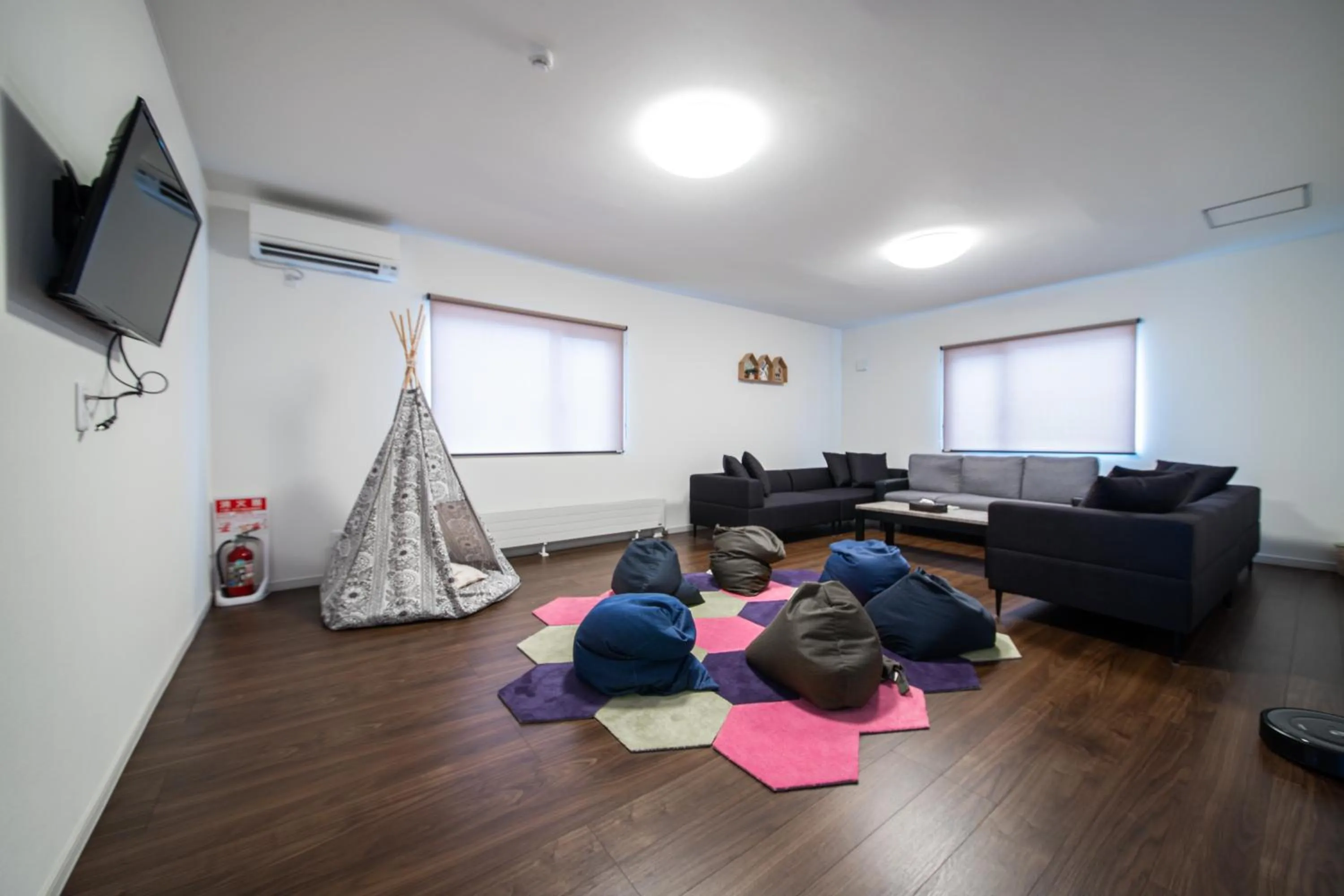 TV and multimedia in THE SUN LOUNGE