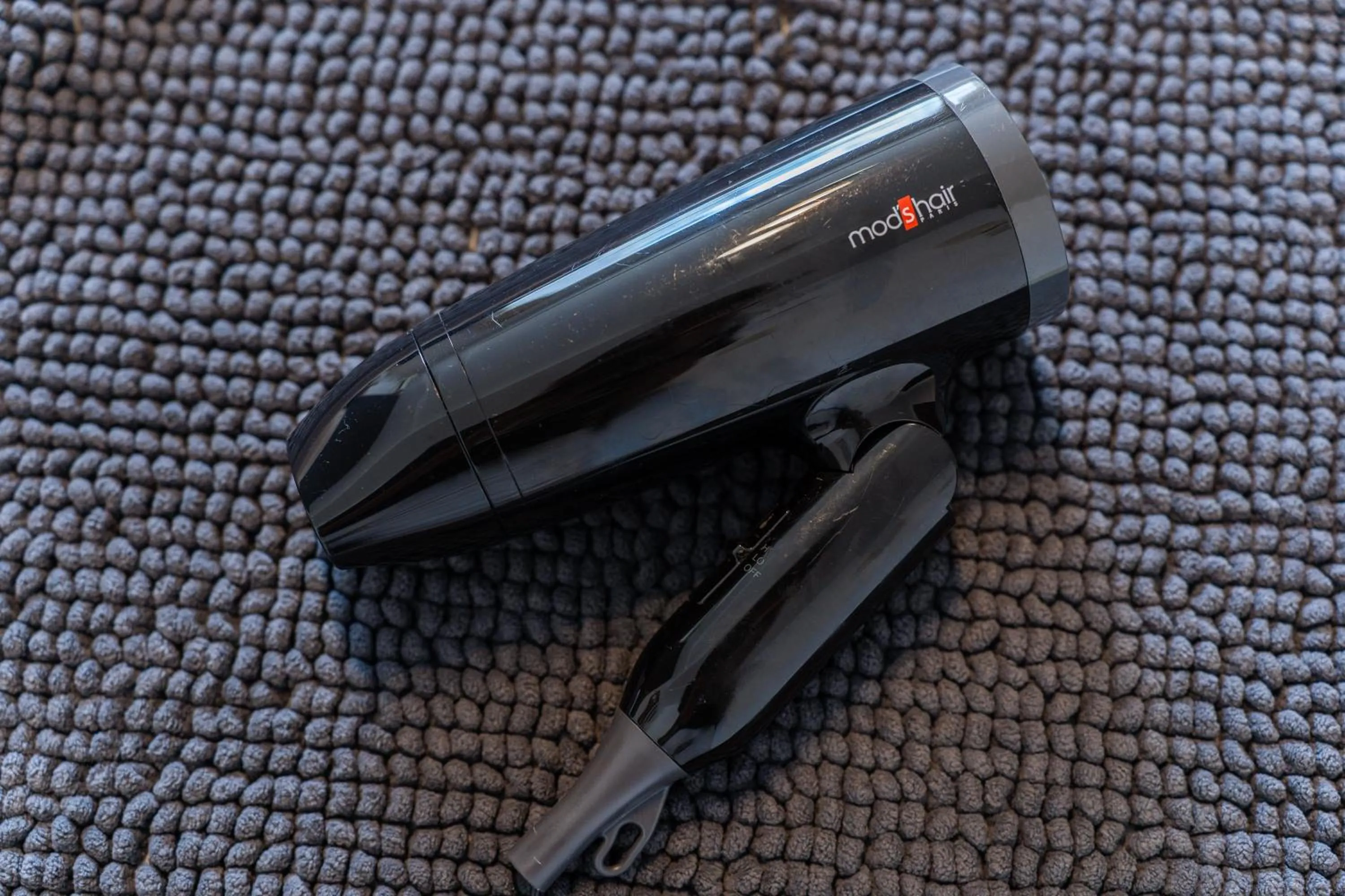 hair dryier in YELLOW