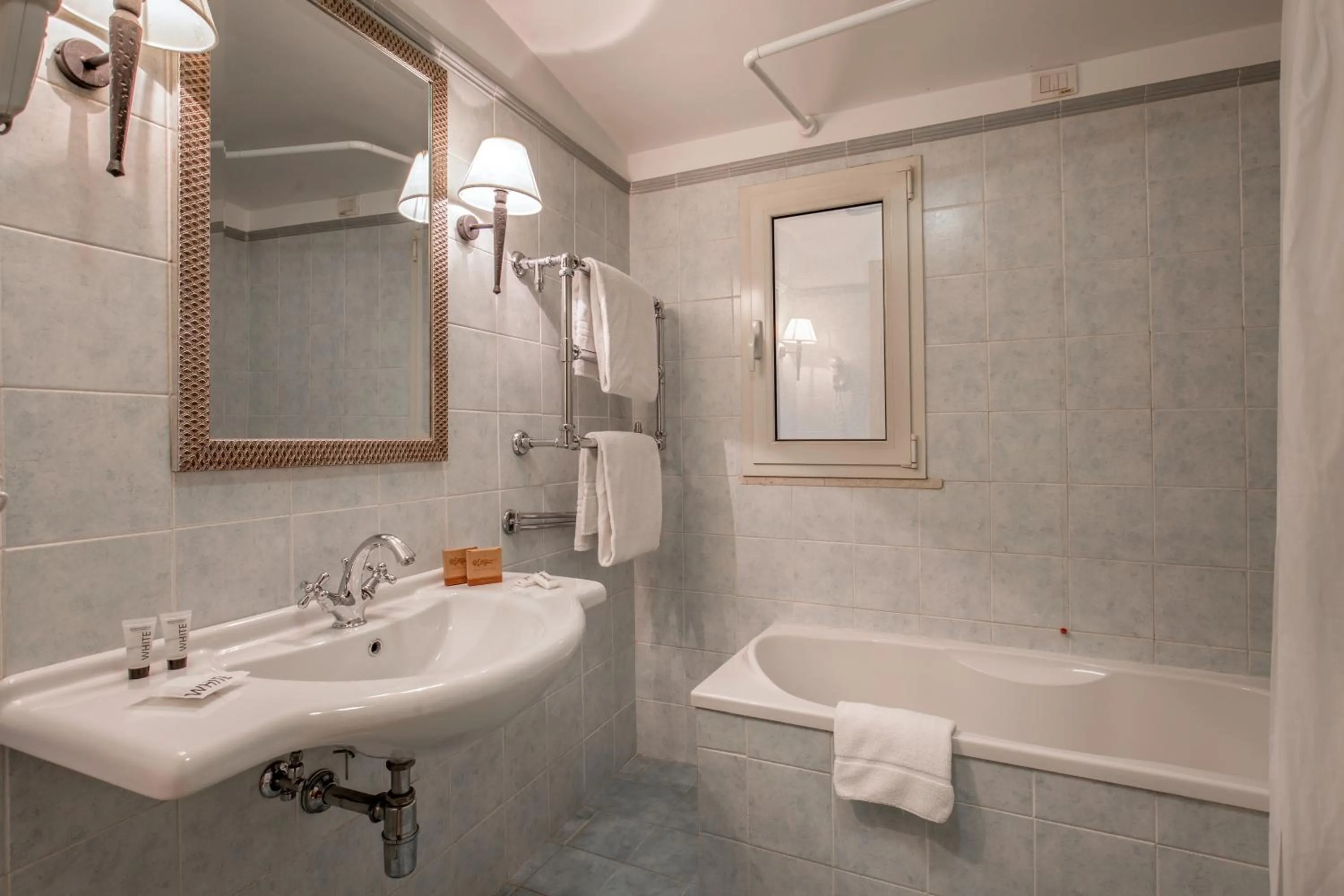 Bathroom in Hotel Selva Candida