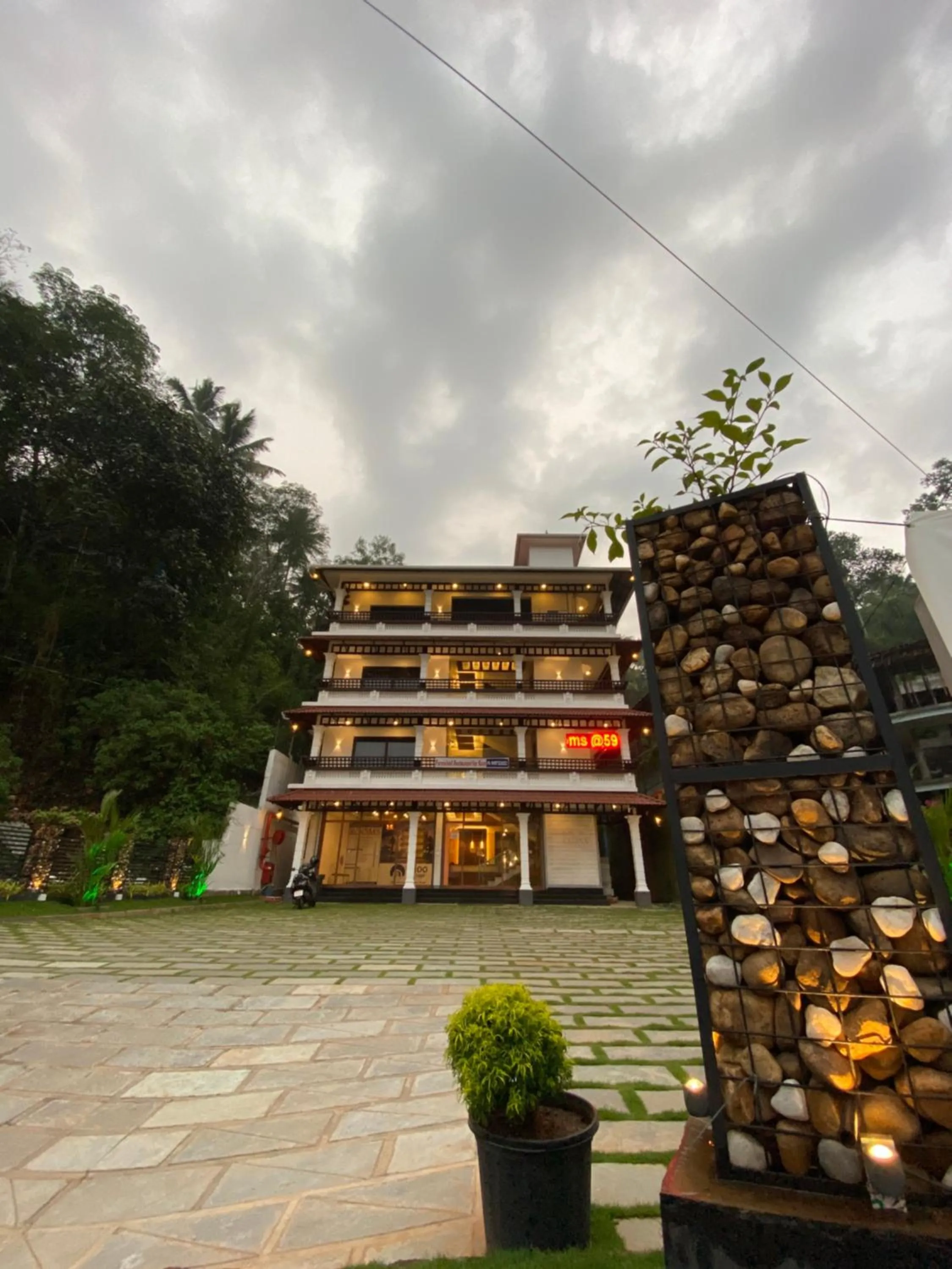 Igloo Heritage Resorts