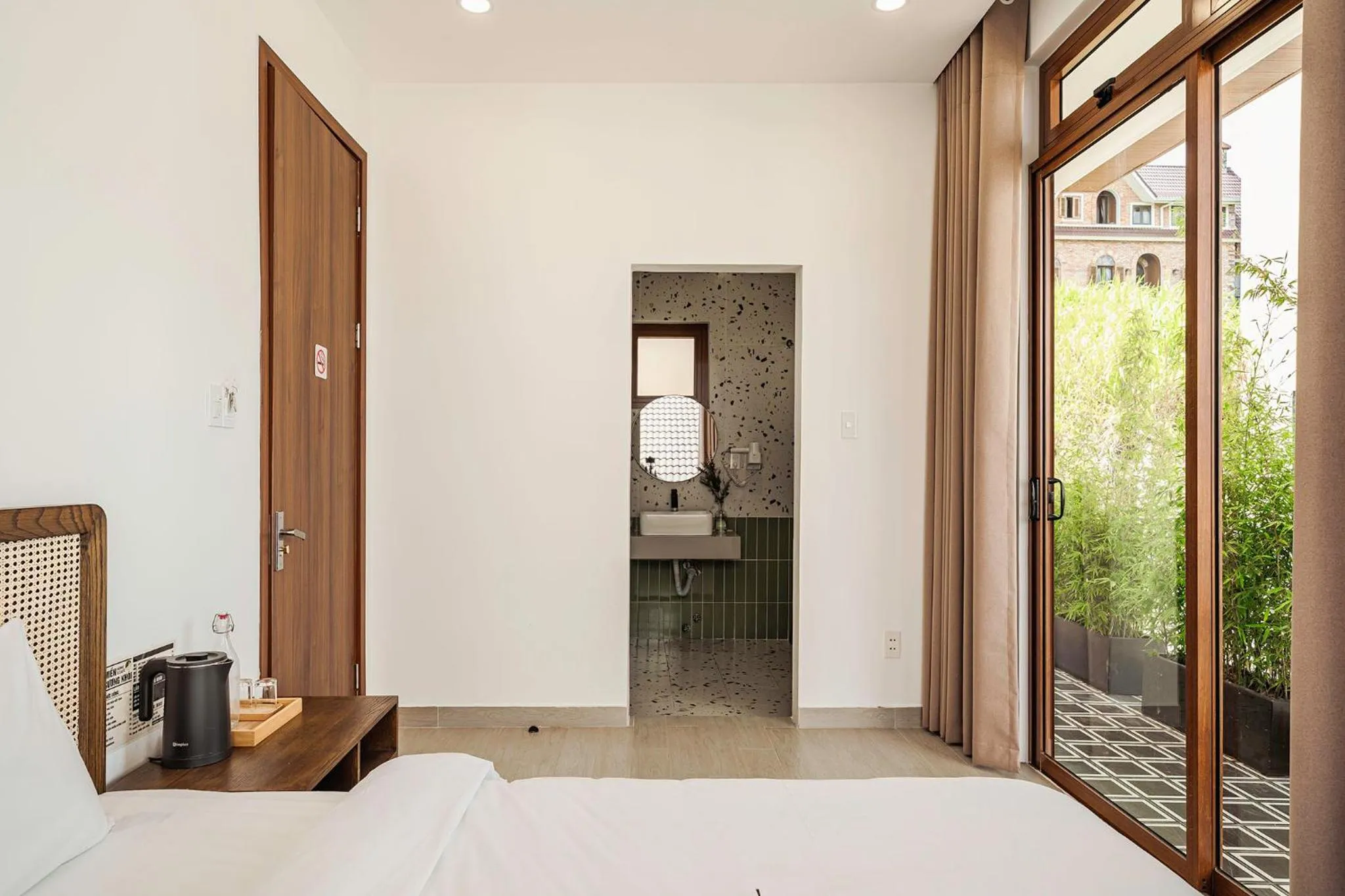 Balcony/Terrace, Bed in Miền Sương Khói - Home & Café