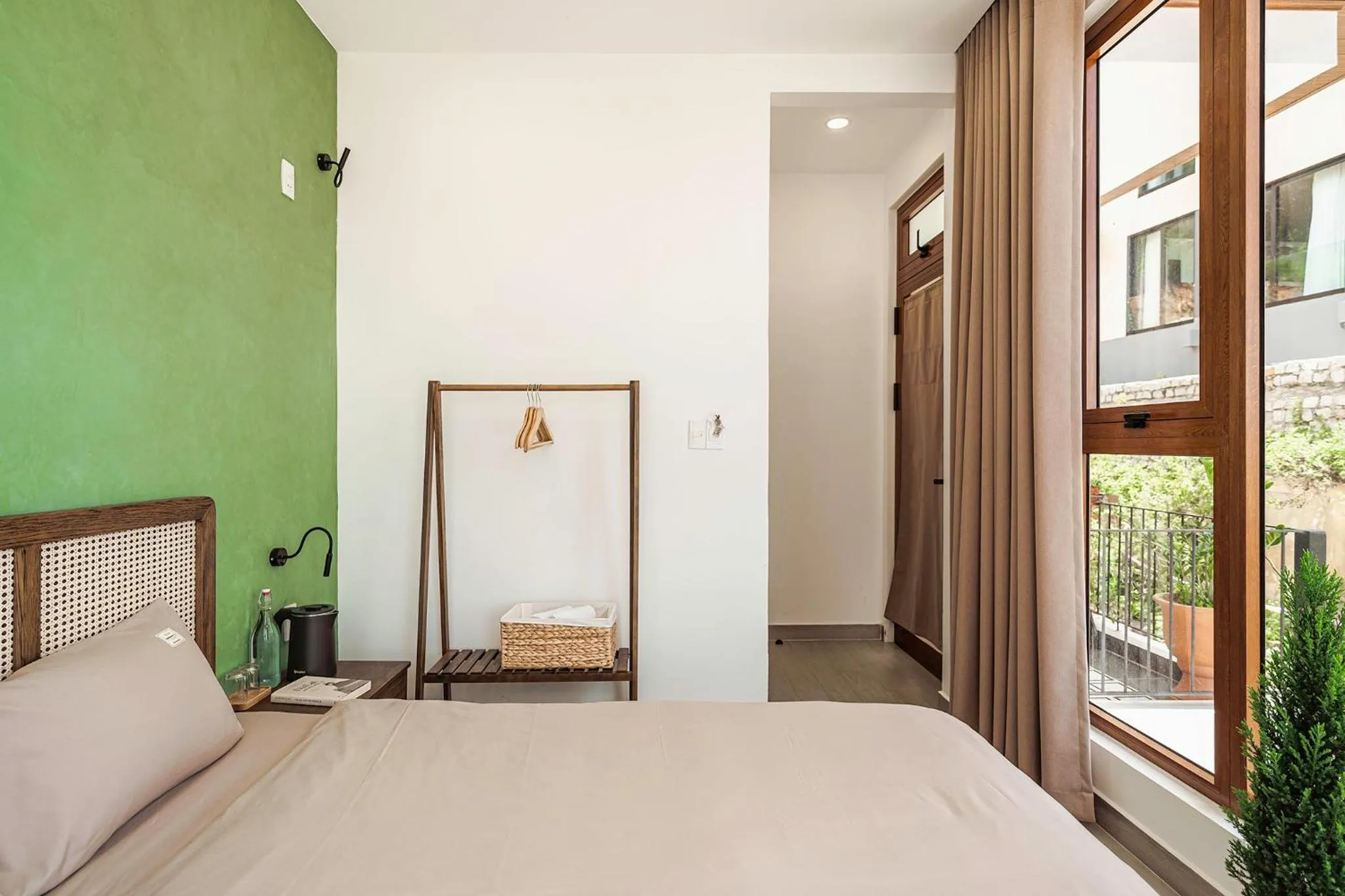 Photo of the whole room, Bed in Miền Sương Khói - Home & Café