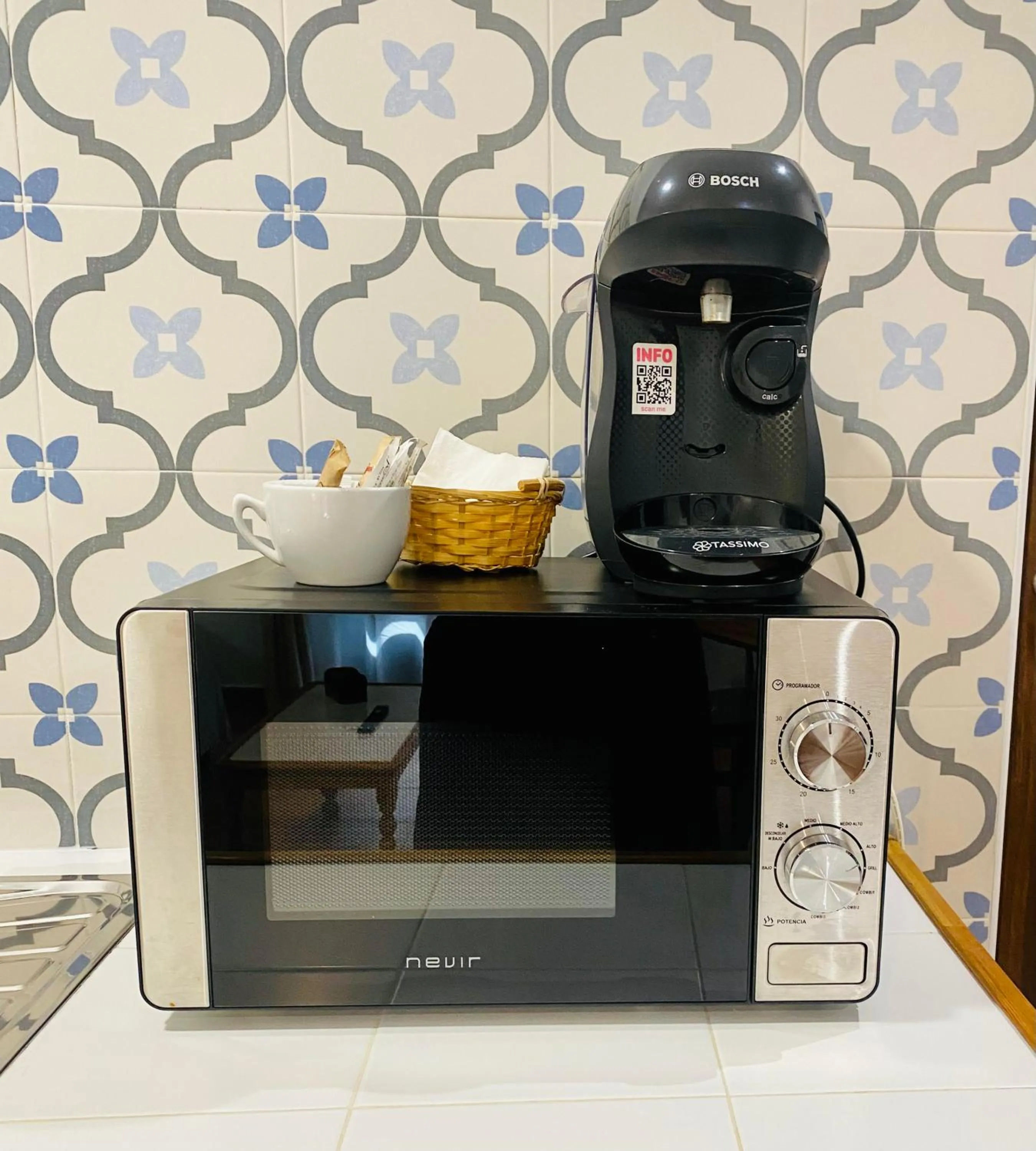 Coffee/tea facilities in Apartamentos rurales, La Casa de Baltasar