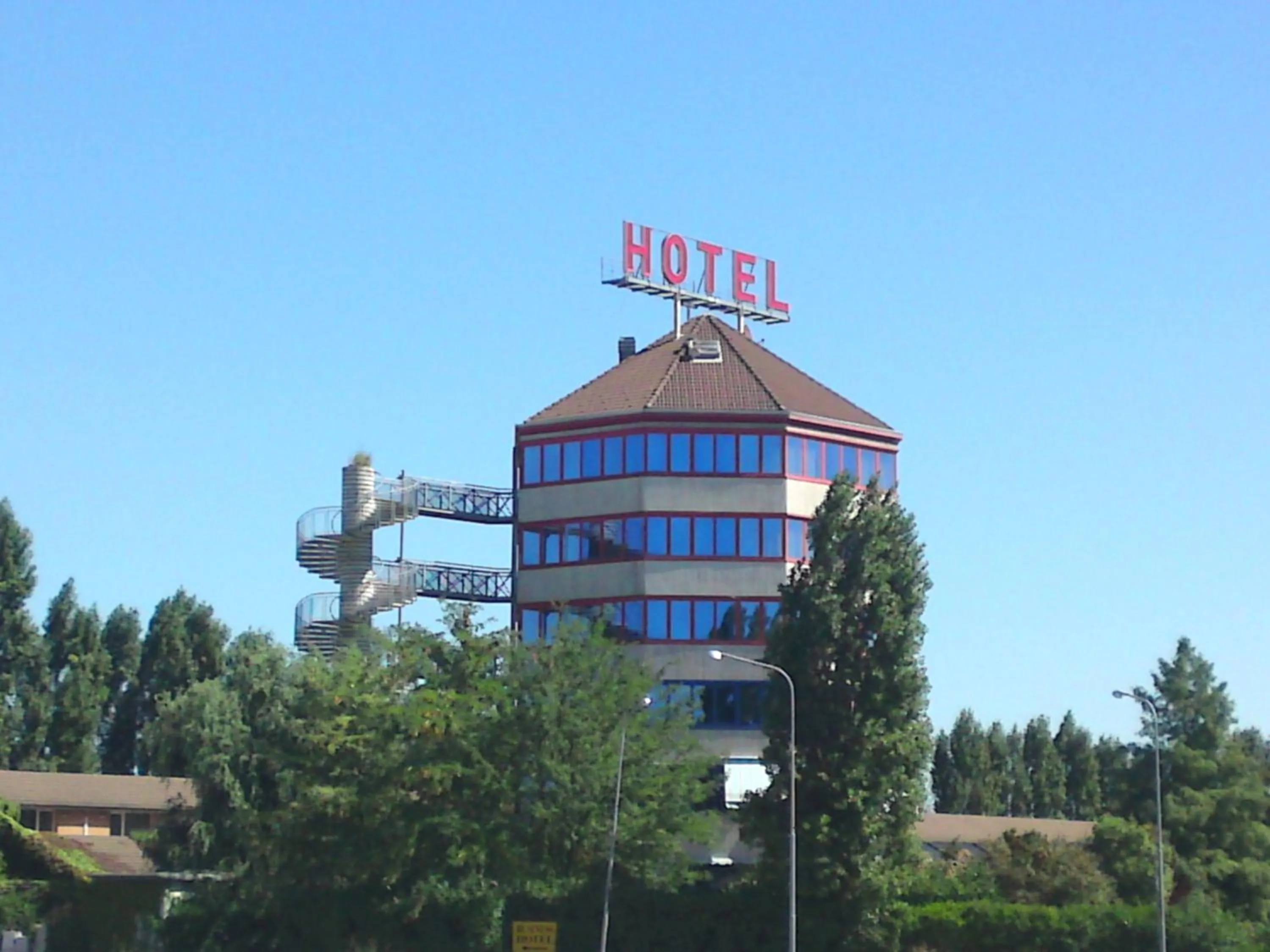 Property building in Business Hotel