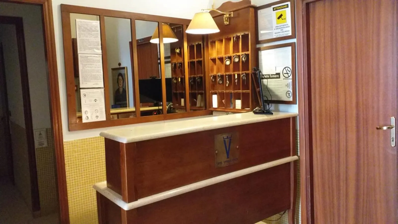 Lobby or reception in Hotel Vittorio Veneto Napoli