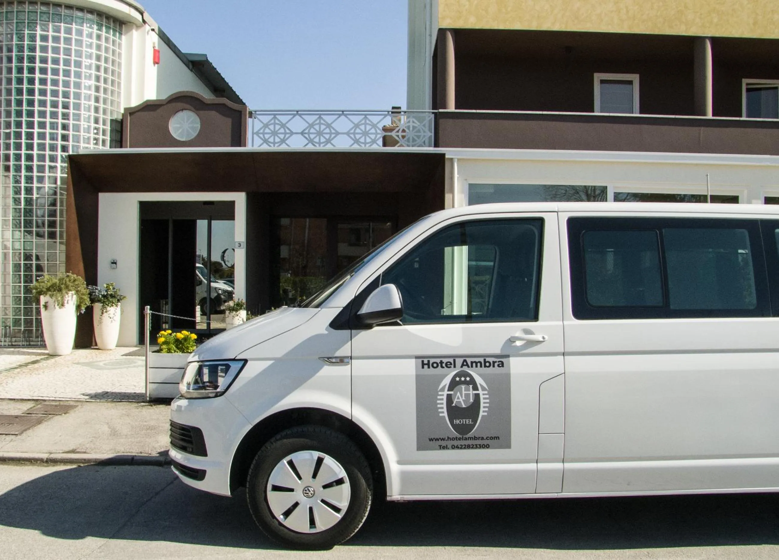 Property building in Hotel Ambra