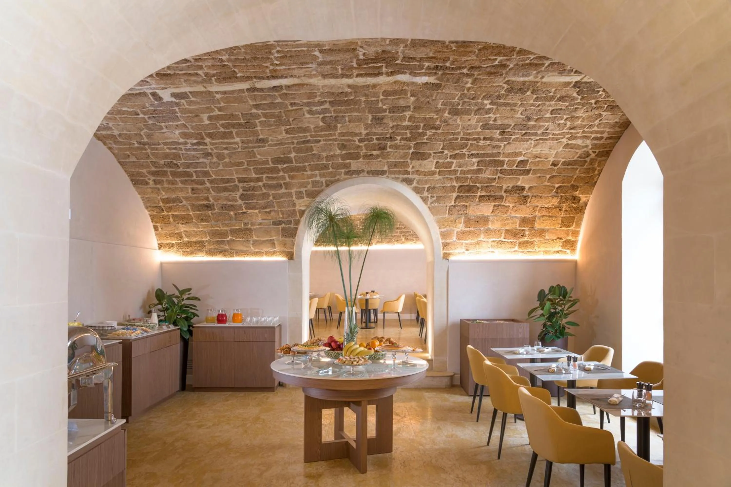 Restaurant/places to eat in Palazzo Artemide - VRetreats