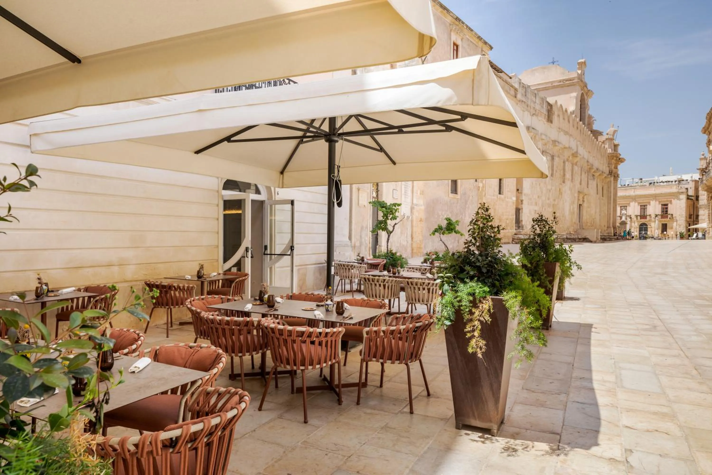 Restaurant/places to eat in Palazzo Artemide - VRetreats