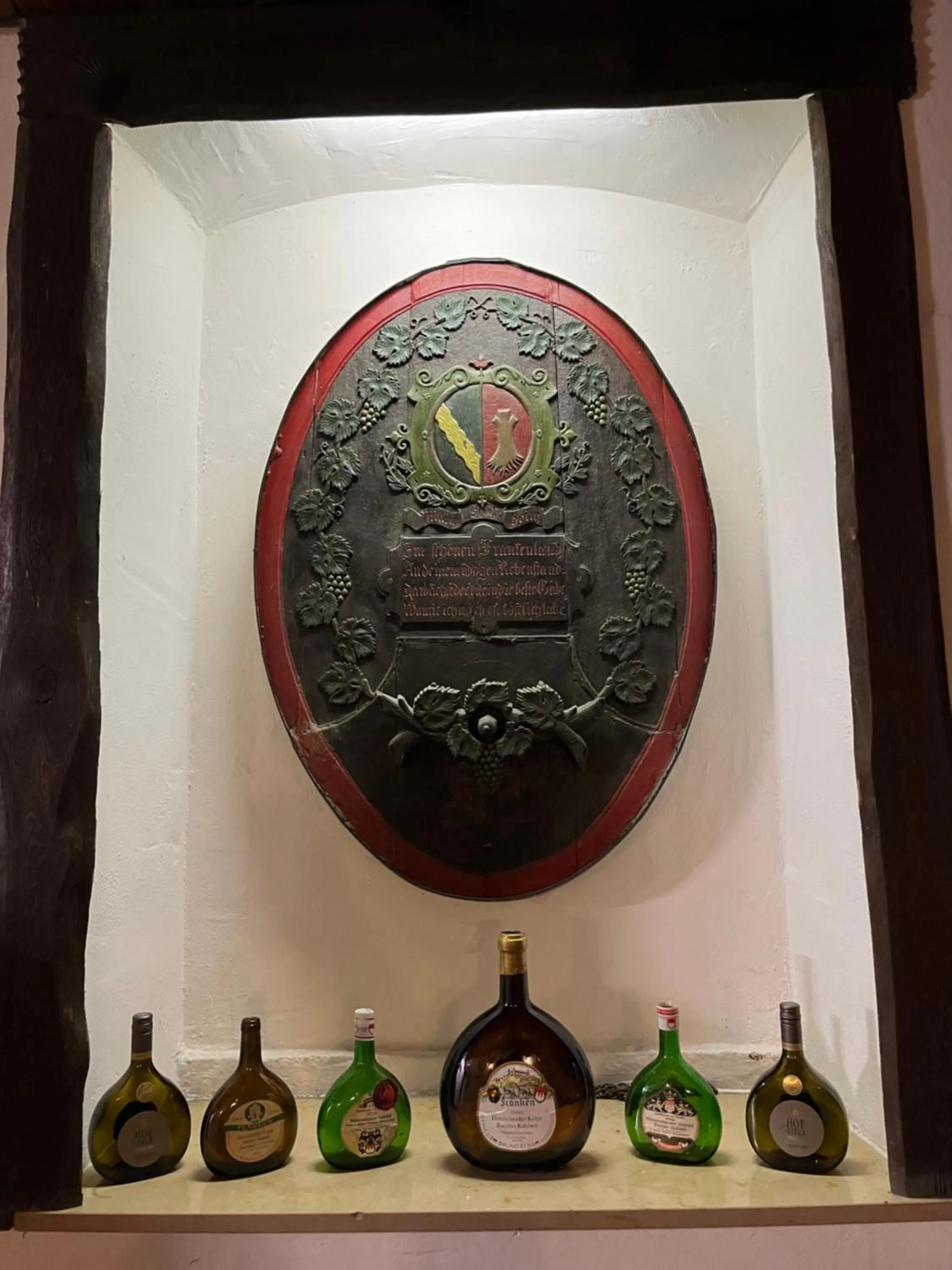 Facade/entrance in Pension Main-Art