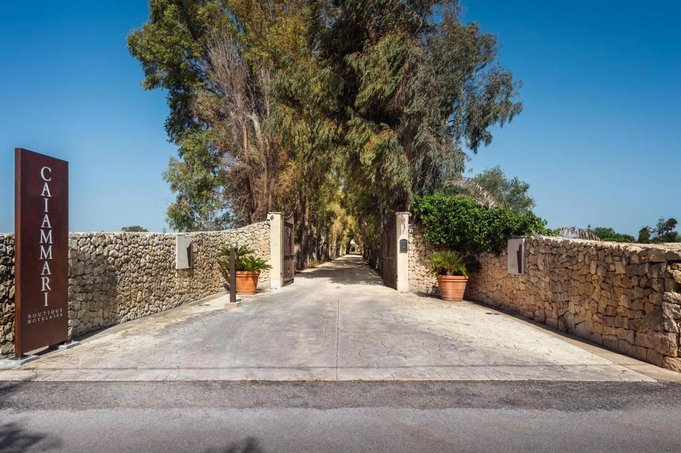 Property building in Dimora Caiammari Luxury Hotel & Spa