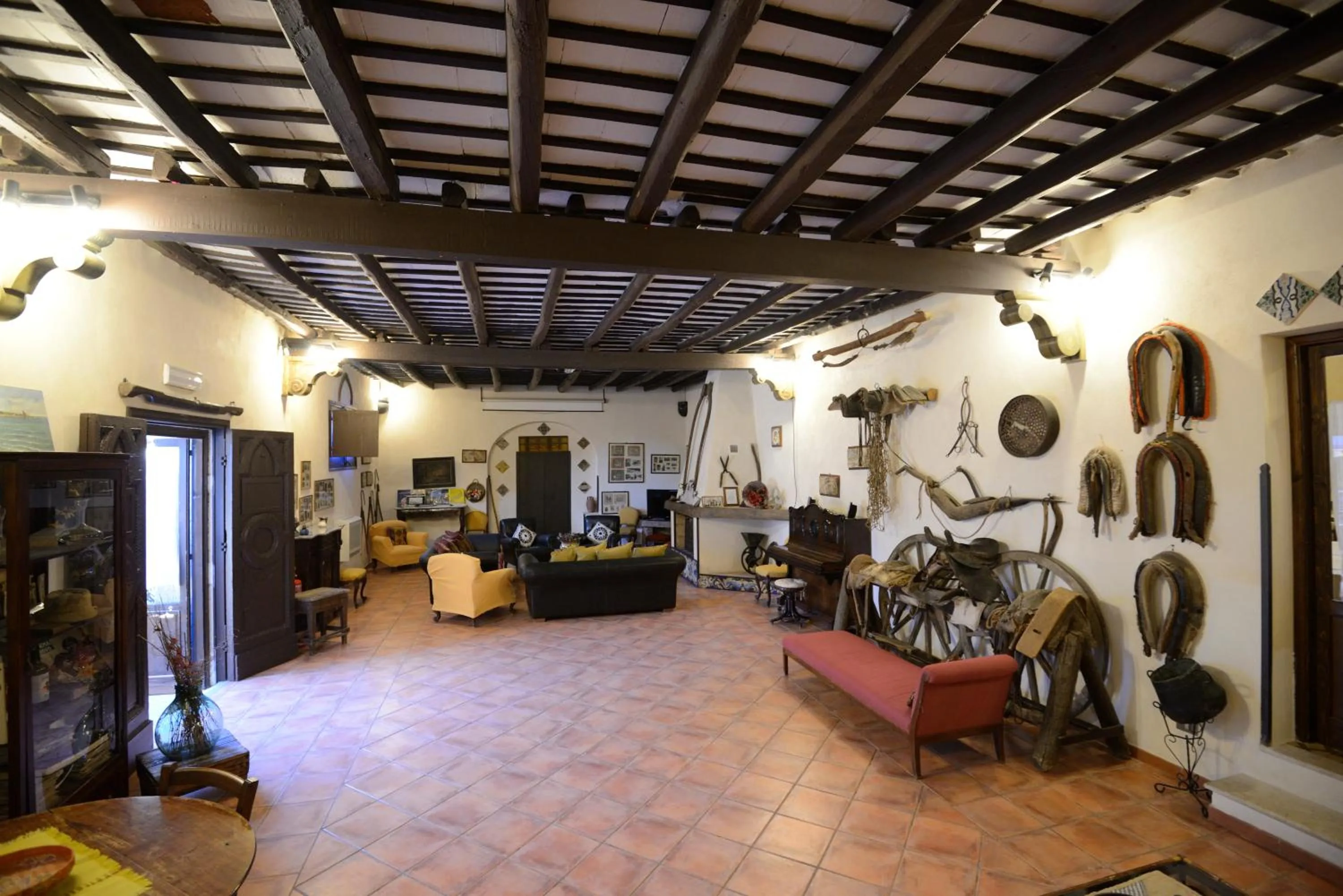 Communal lounge/ TV room in Duca di Castelmonte