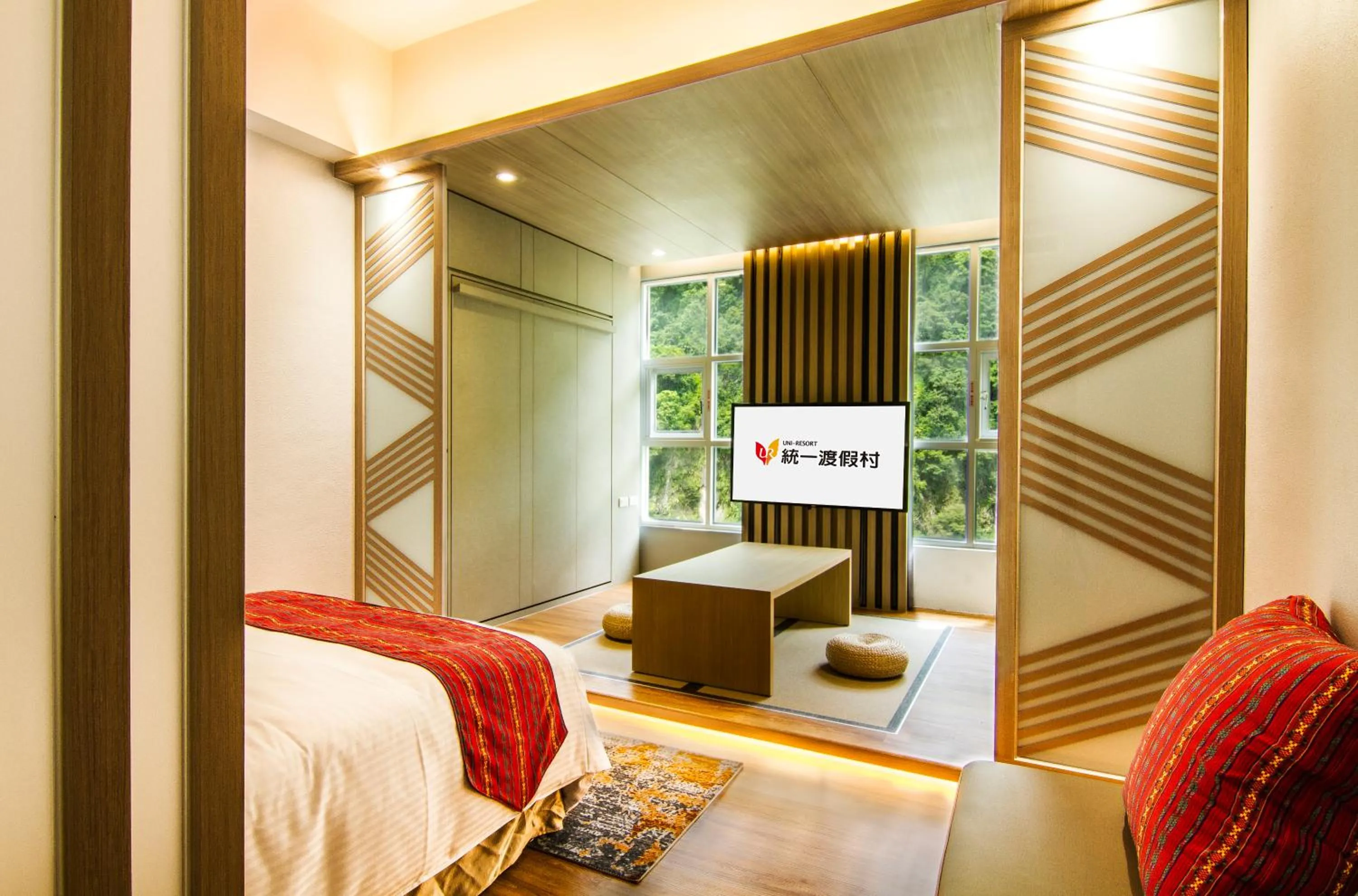 Photo of the whole room, Bed in Uni-Resort Ku-Kuan