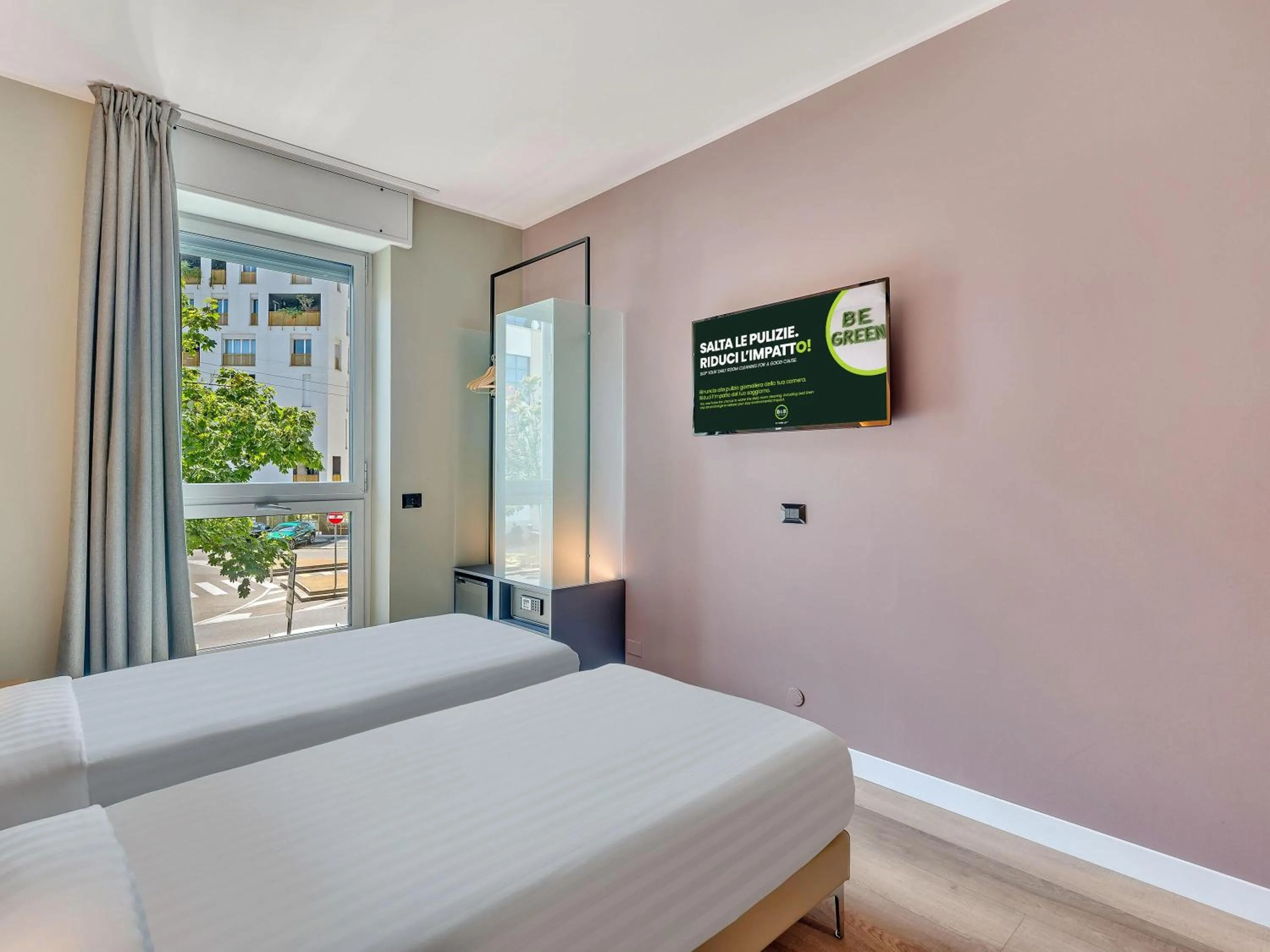 Photo of the whole room, Bed in B&B HOTEL Milano Portello