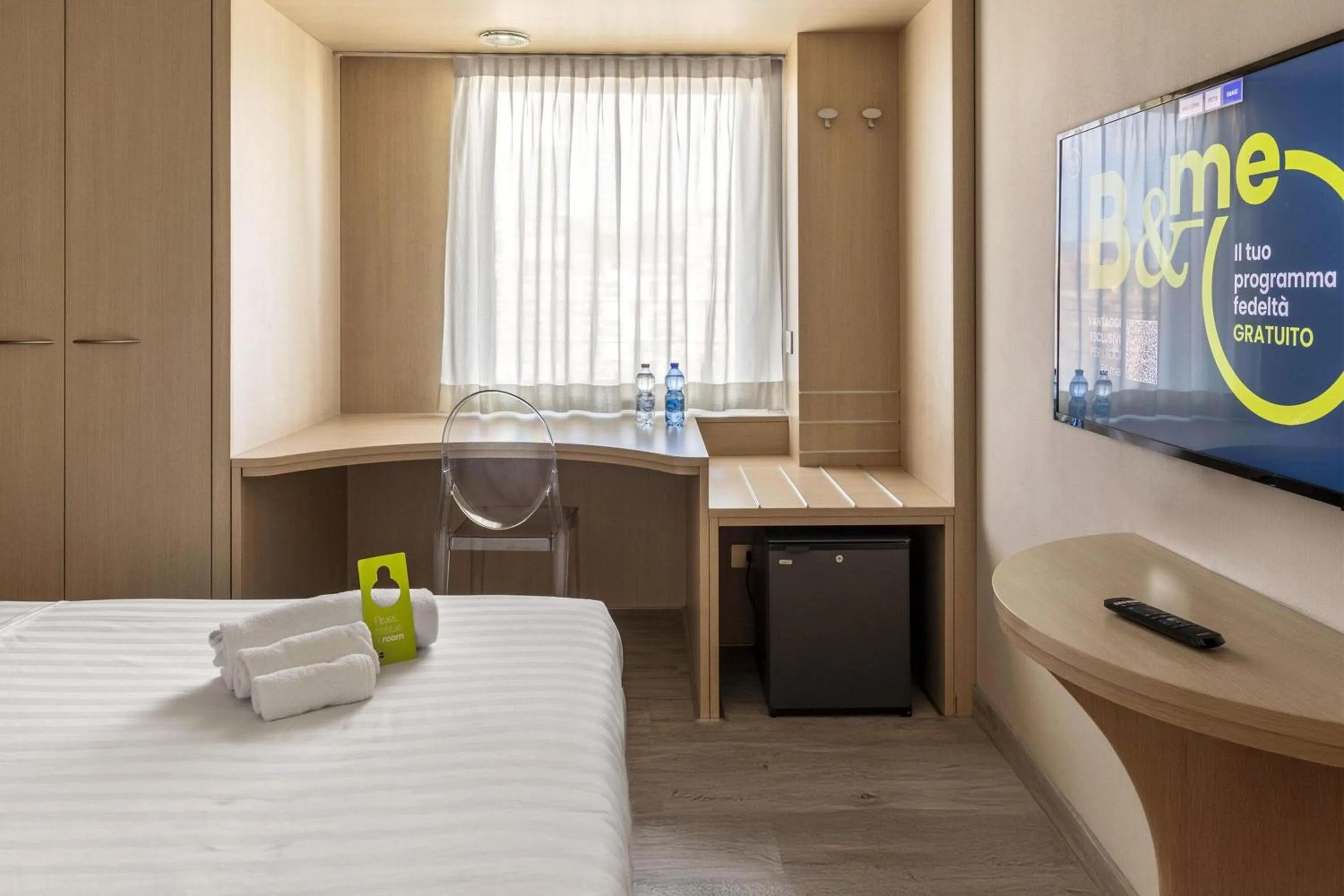 Photo of the whole room, Bed in B&B HOTEL Milano Portello