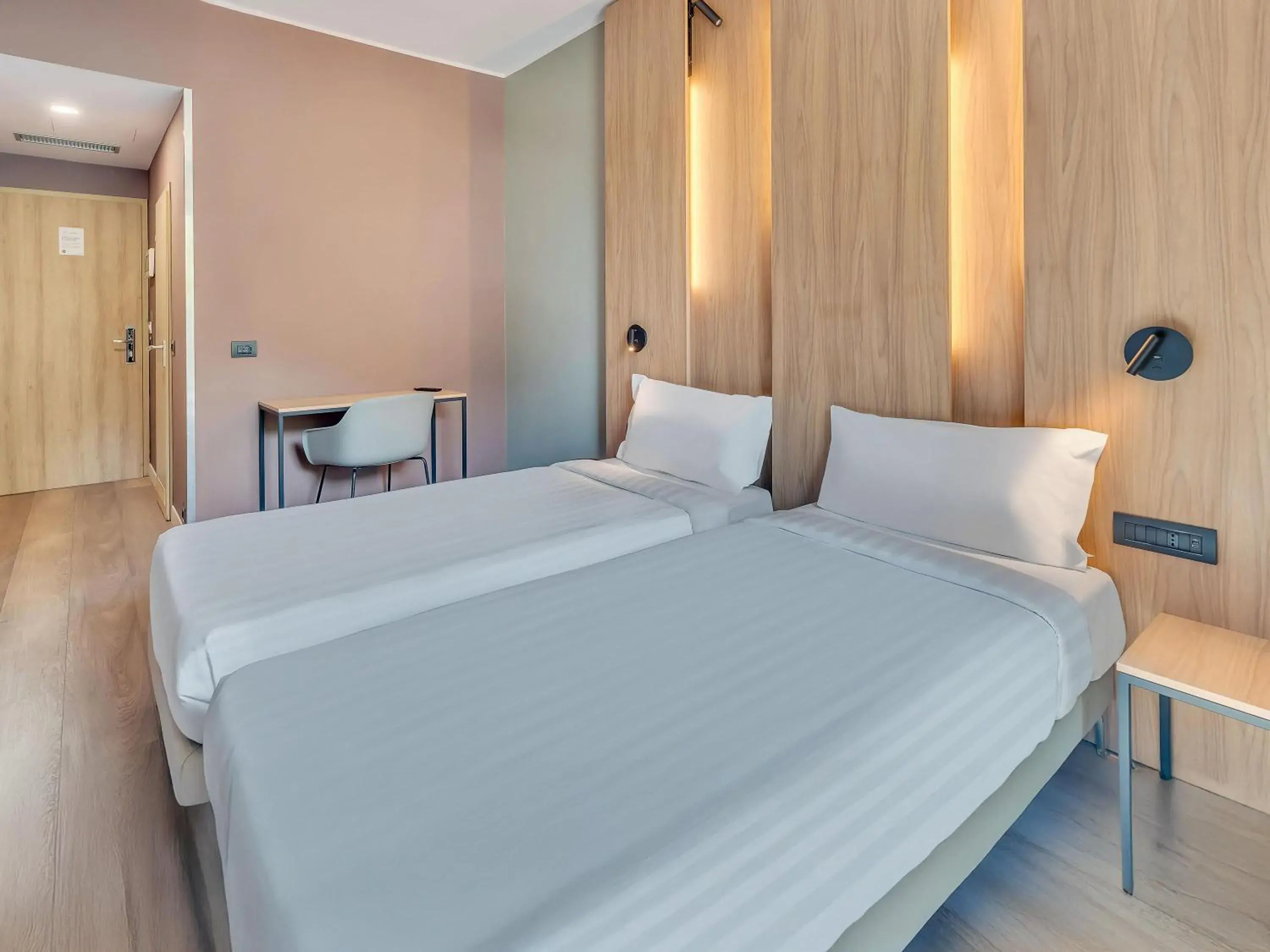 Twin Room in B&B HOTEL Milano Portello Twin Room in B&B HOTEL Milano Portello