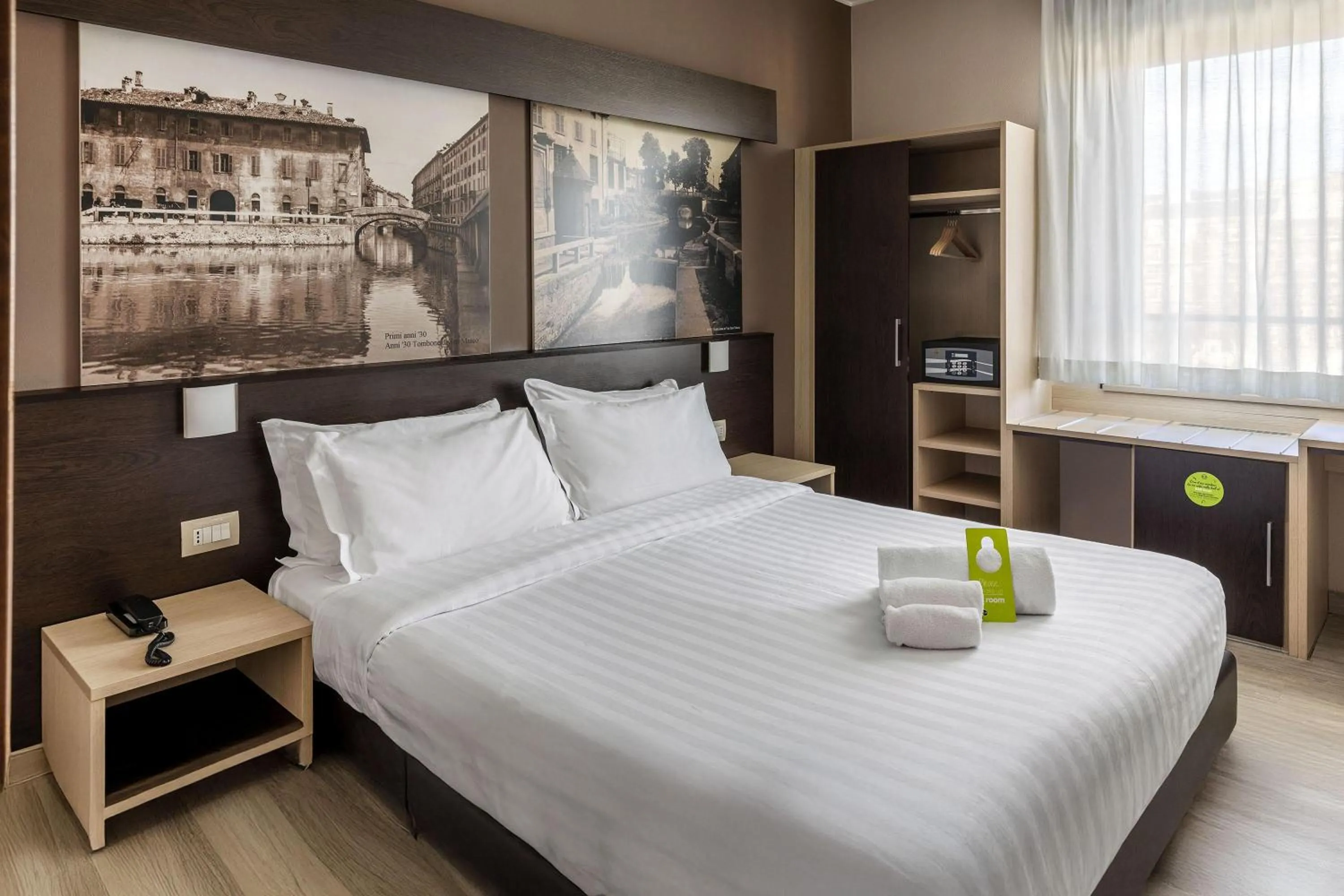 Photo of the whole room, Bed in B&B HOTEL Milano Portello