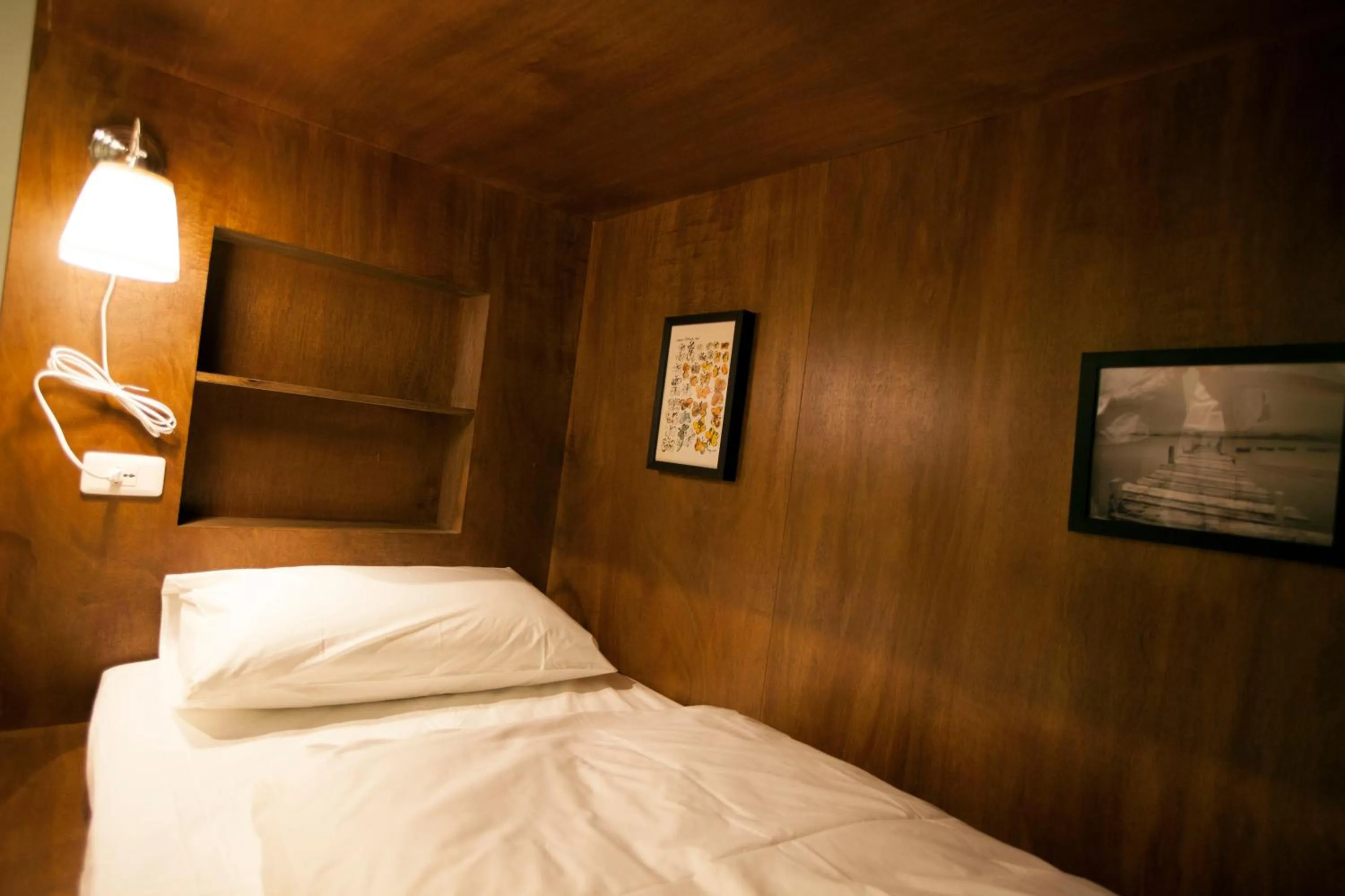 Bed in Mr. Lobster’s Secret Den design hostel