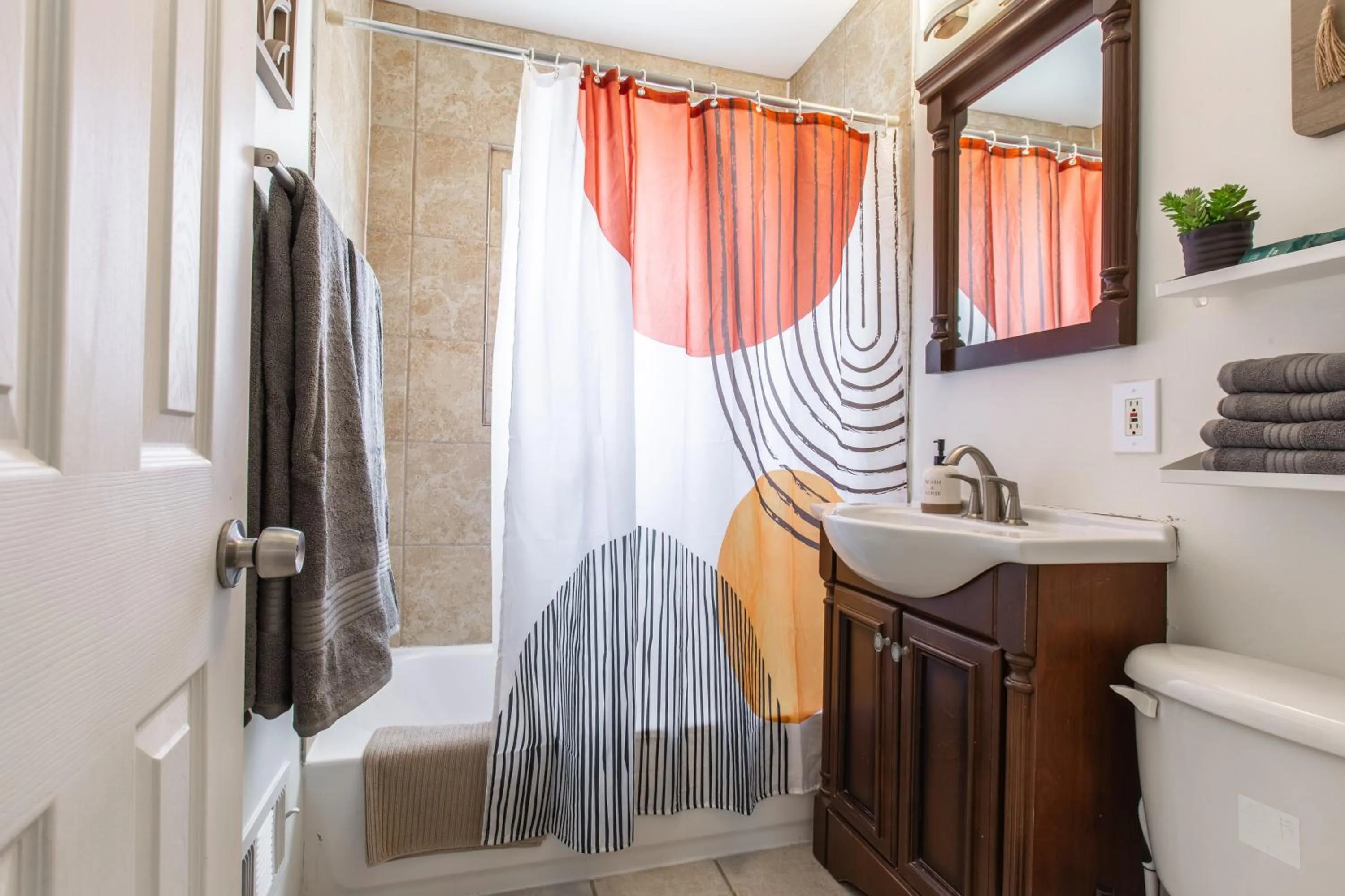 Shower in 3 Bedrooms House in Waldo Kansas City