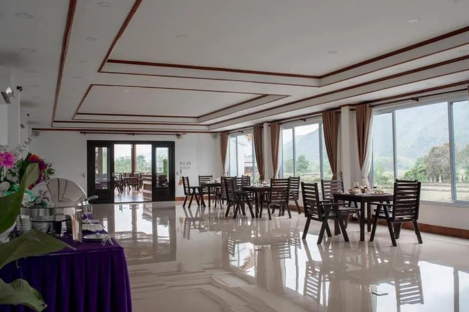 Vang Vieng Savanh Sunset View Resort