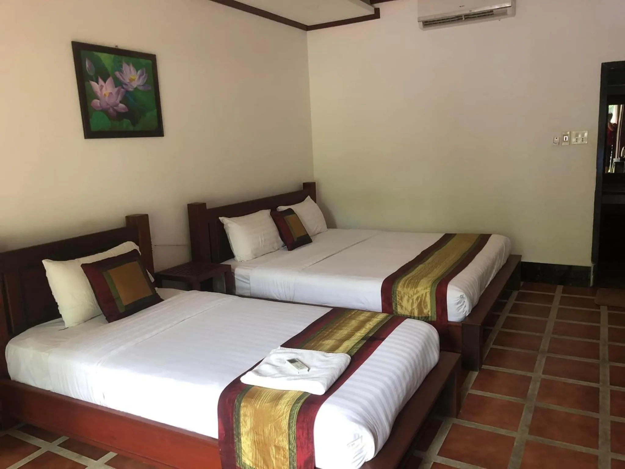 Bed in Vang Vieng Savanh Sunset View Resort