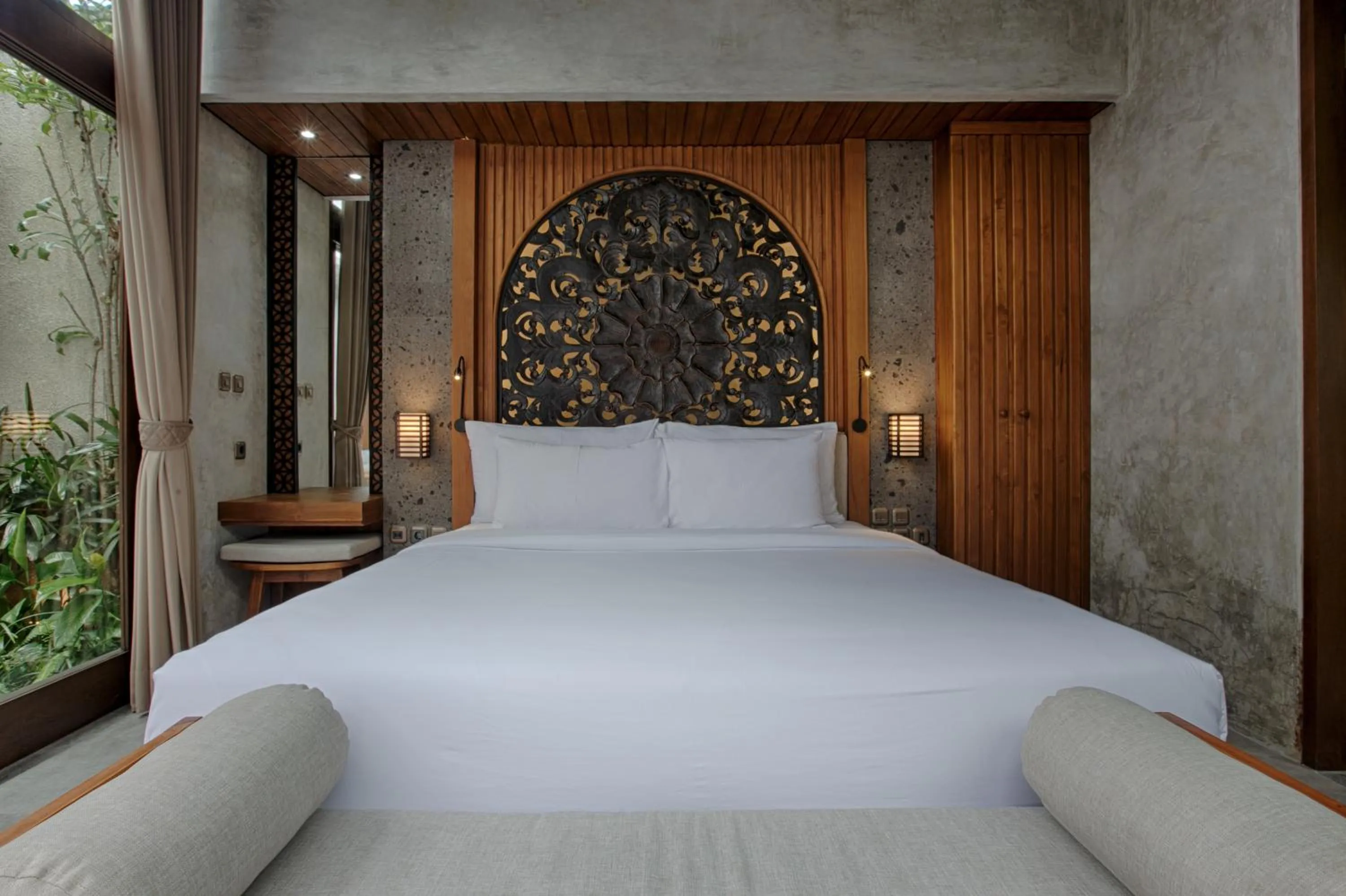 Bed in Taman Dharmawangsa Suites