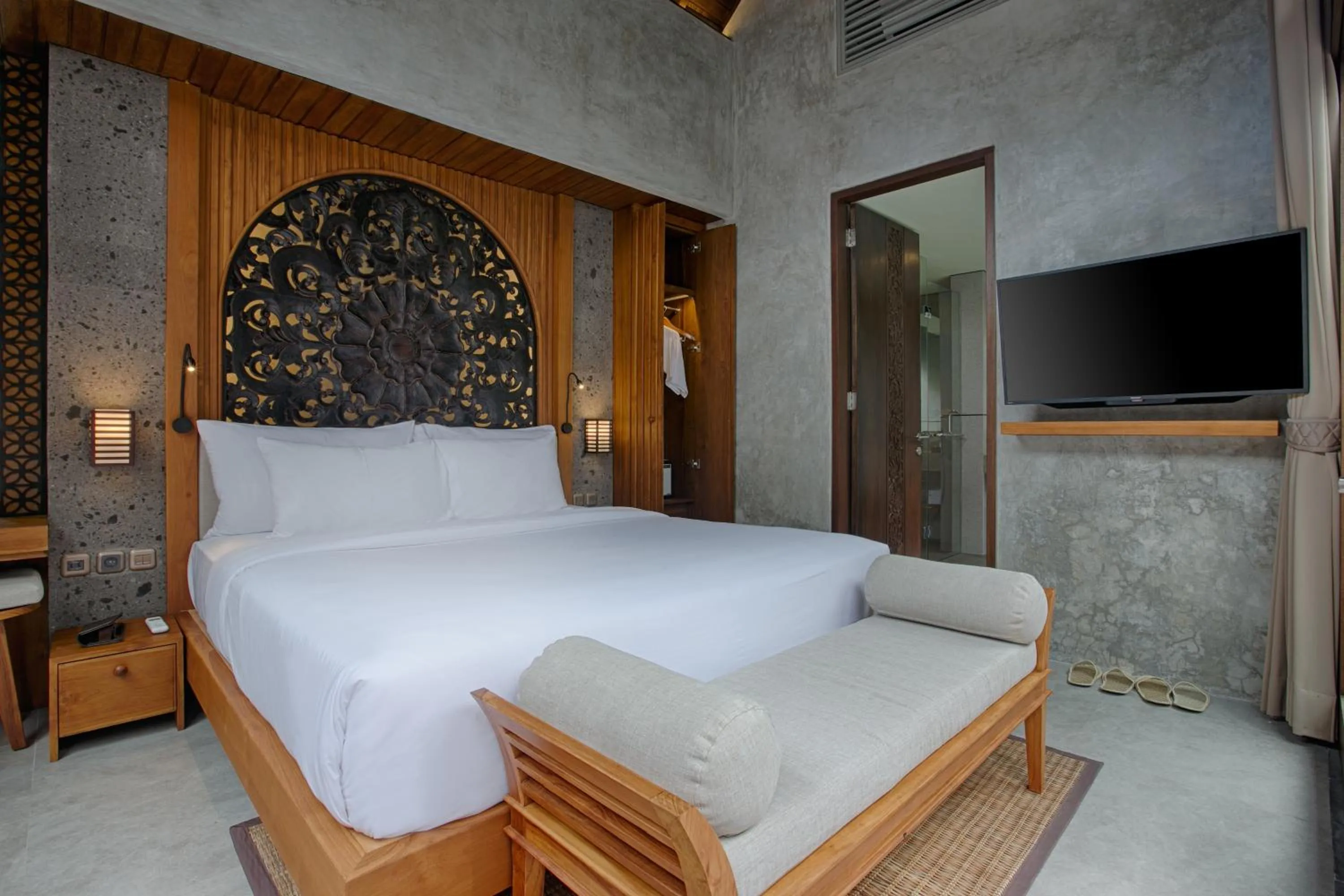Bed in Taman Dharmawangsa Suites