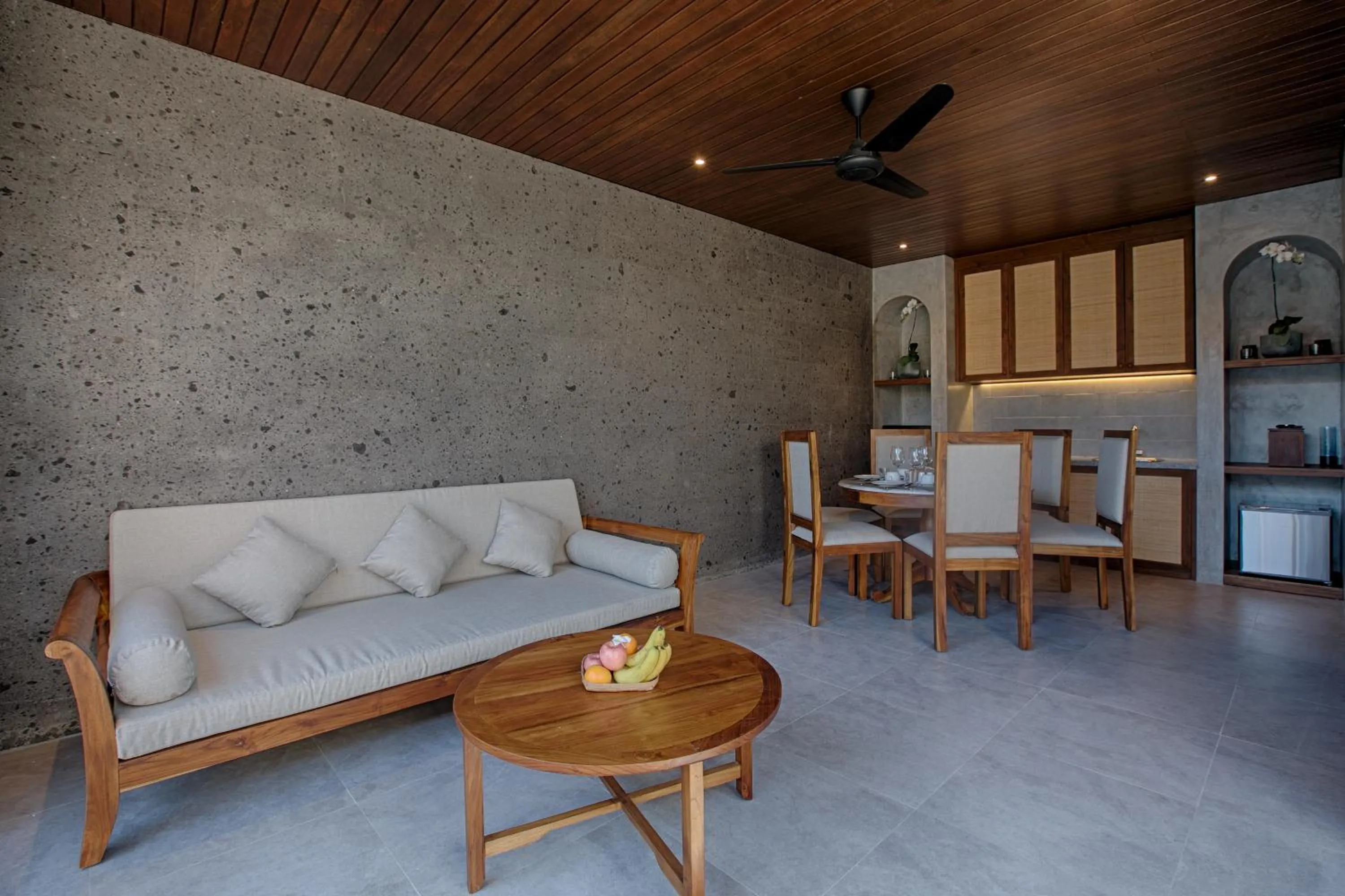 Kitchen or kitchenette in Taman Dharmawangsa Suites