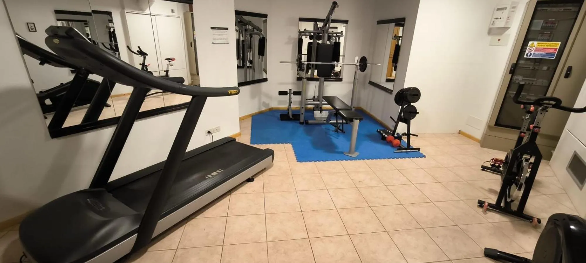 Fitness centre/facilities in Hotel Bonapace ***S