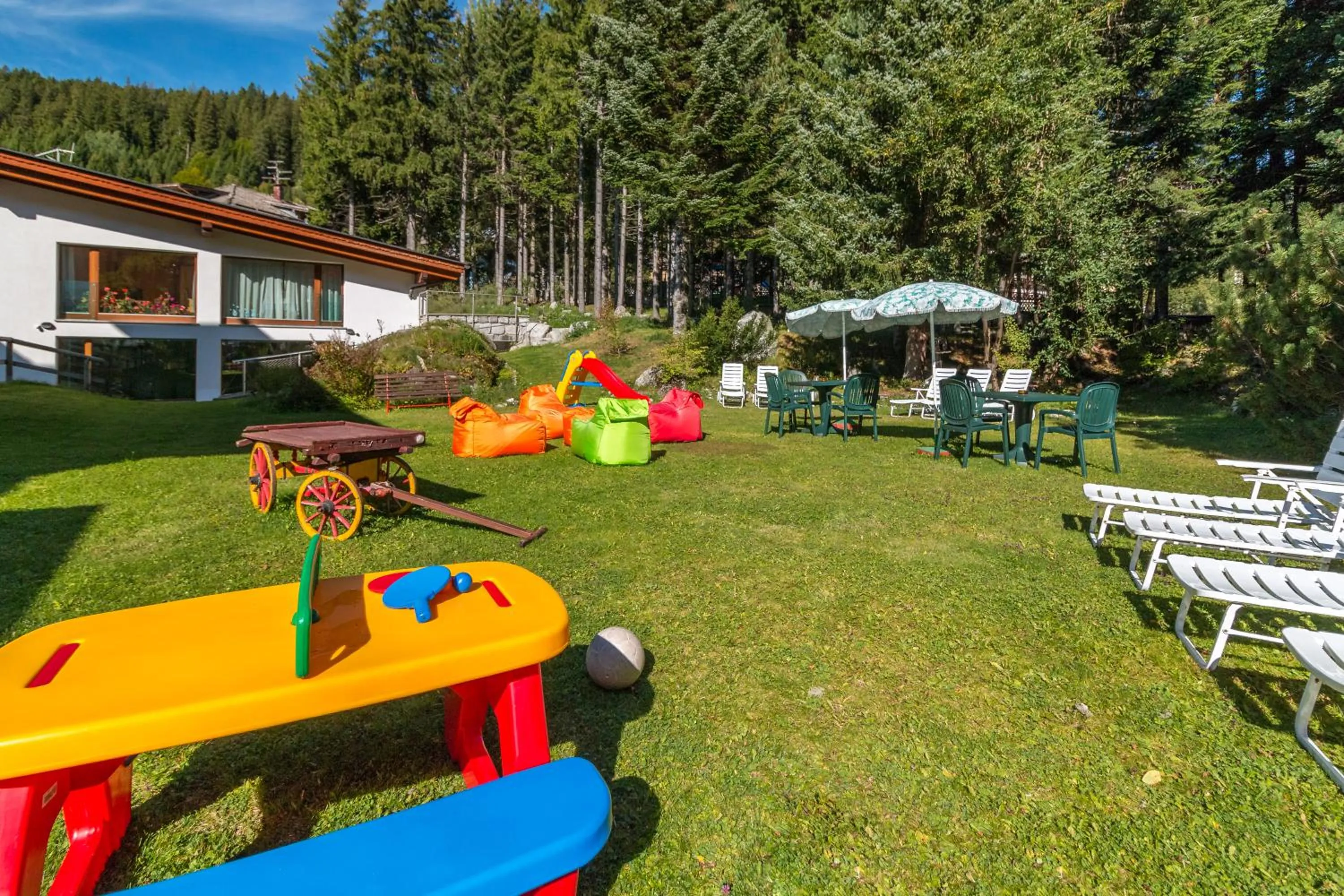 Natural landscape in Hotel Bonapace ***S