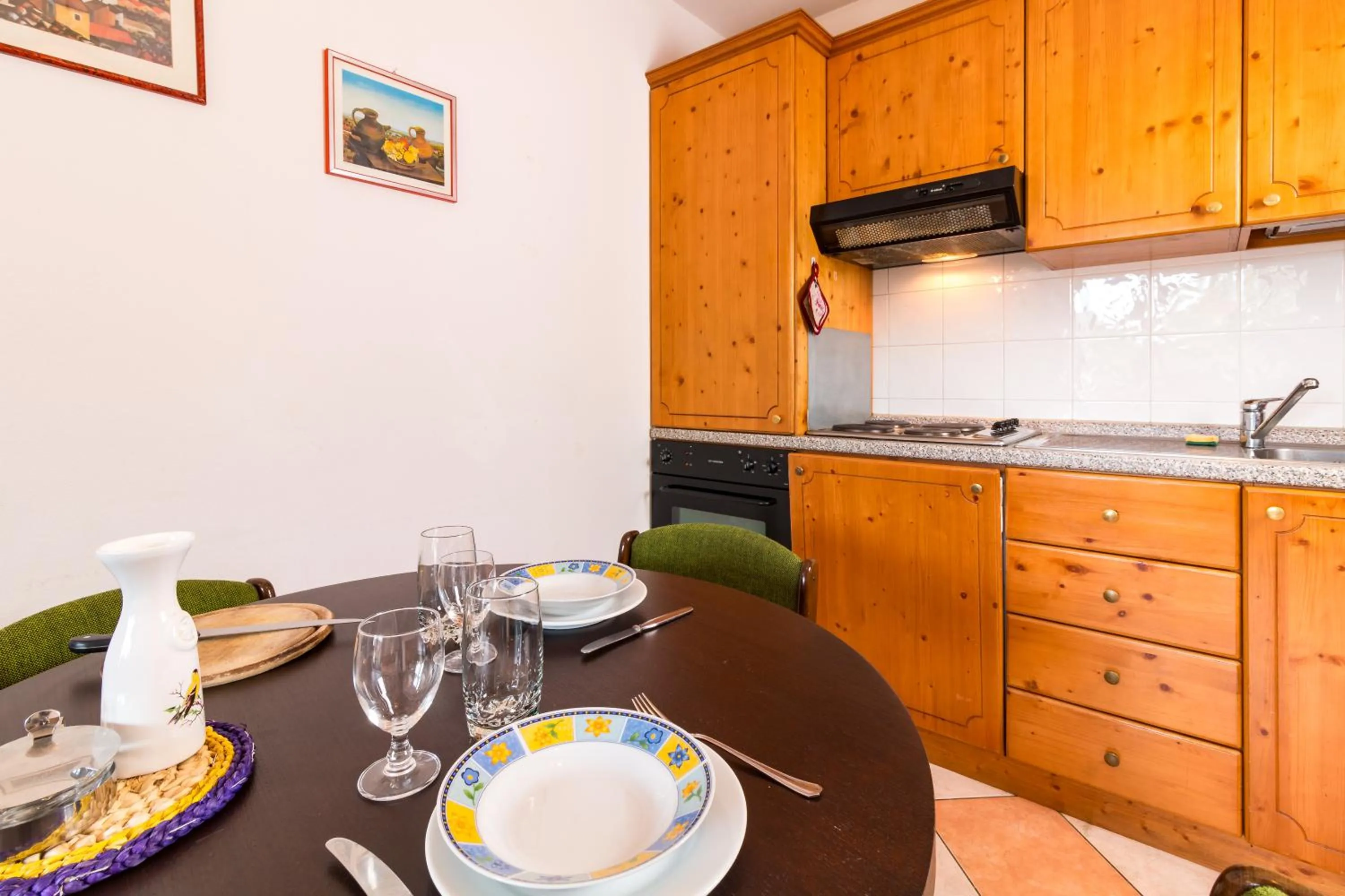 Kitchen or kitchenette in Hotel Bonapace ***S