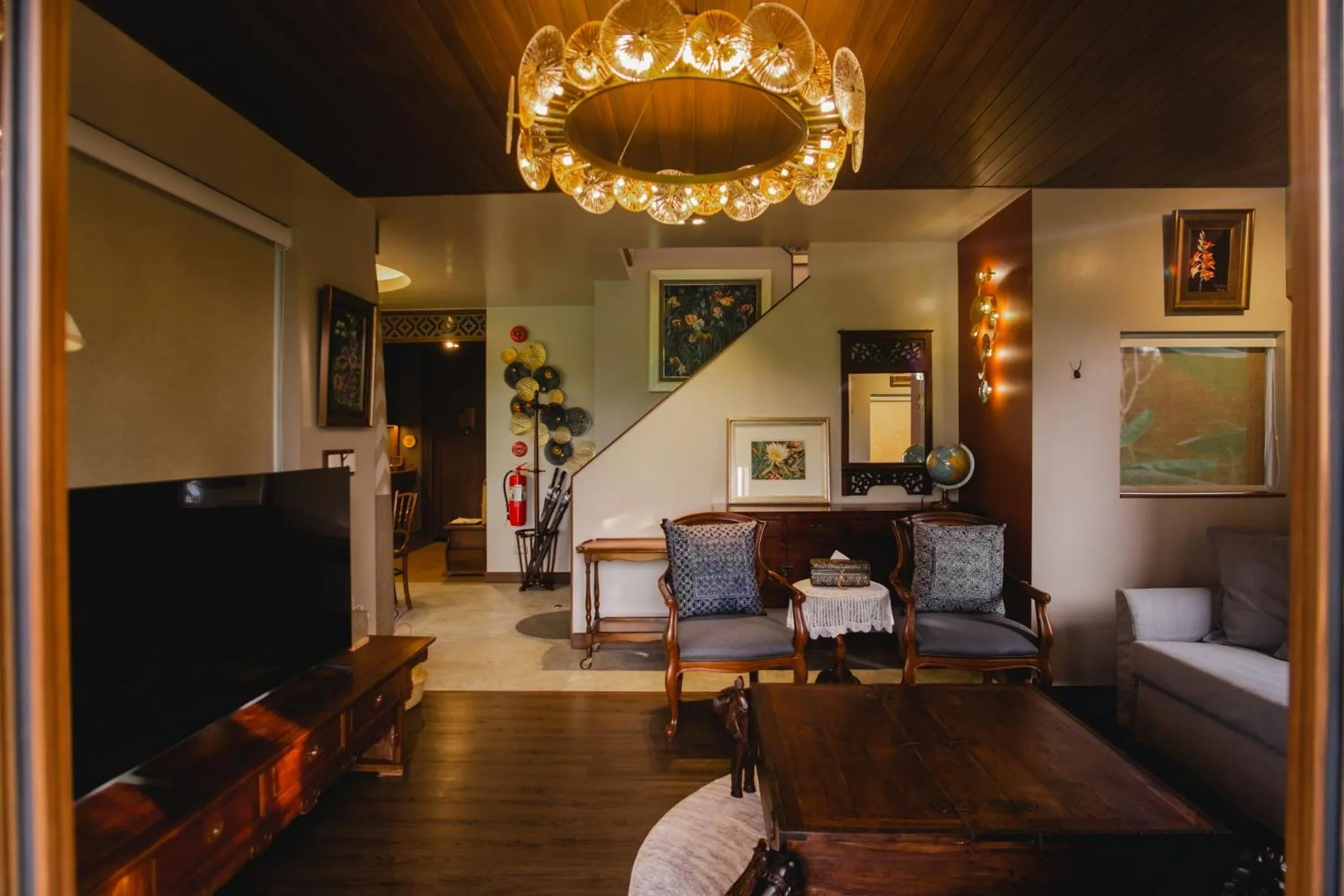 Communal lounge/ TV room in Yatika Boutique Chiang Dao