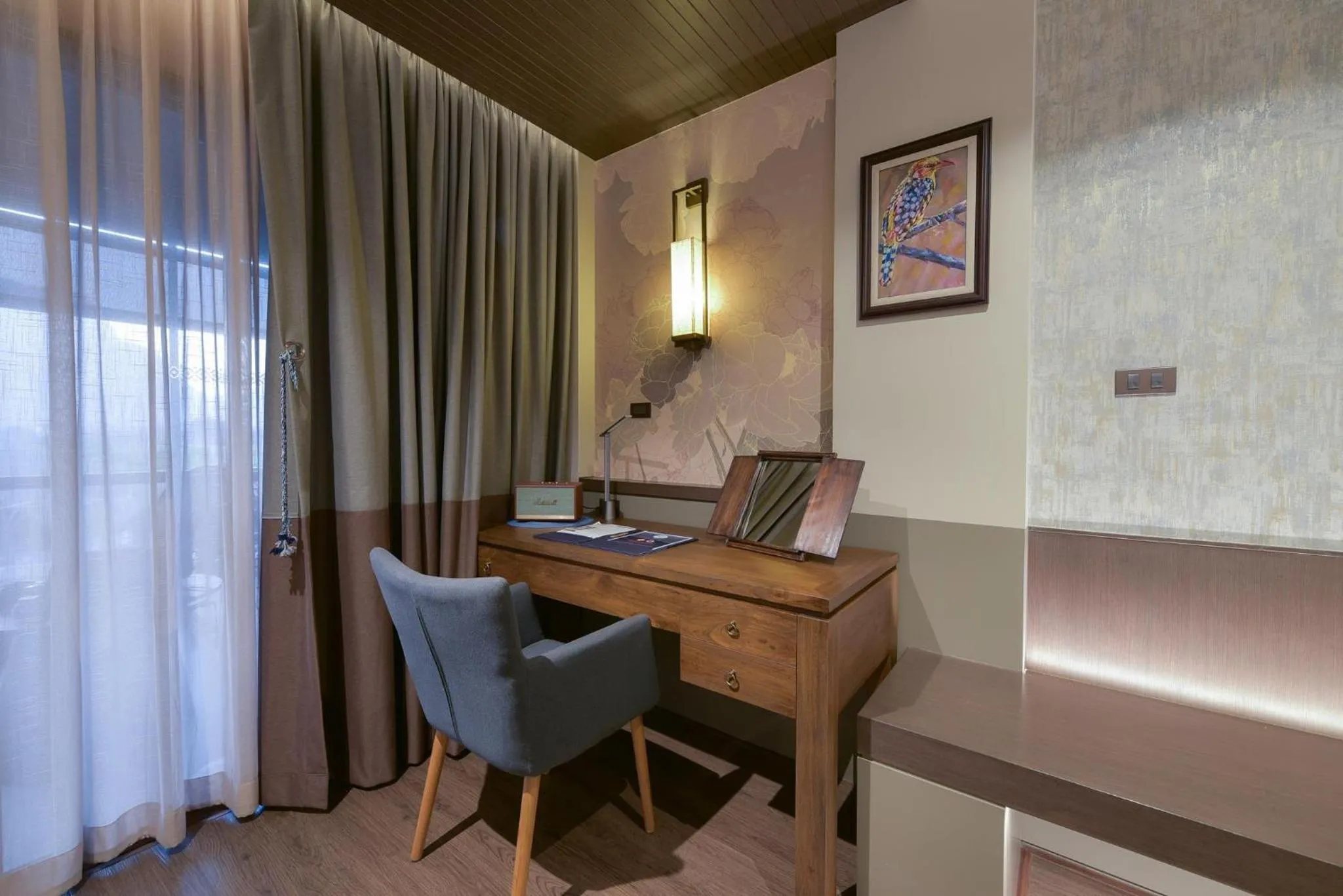 hair dresser in Yatika Boutique Chiang Dao