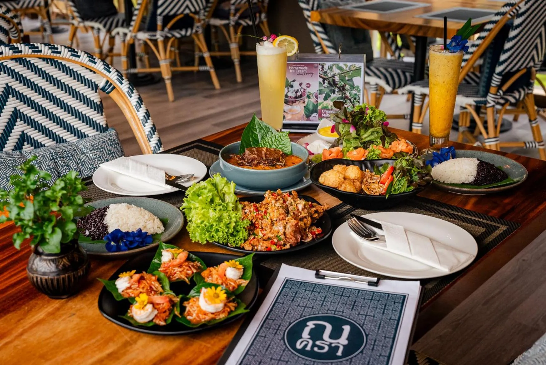 Food and drinks in Yatika Boutique Chiang Dao