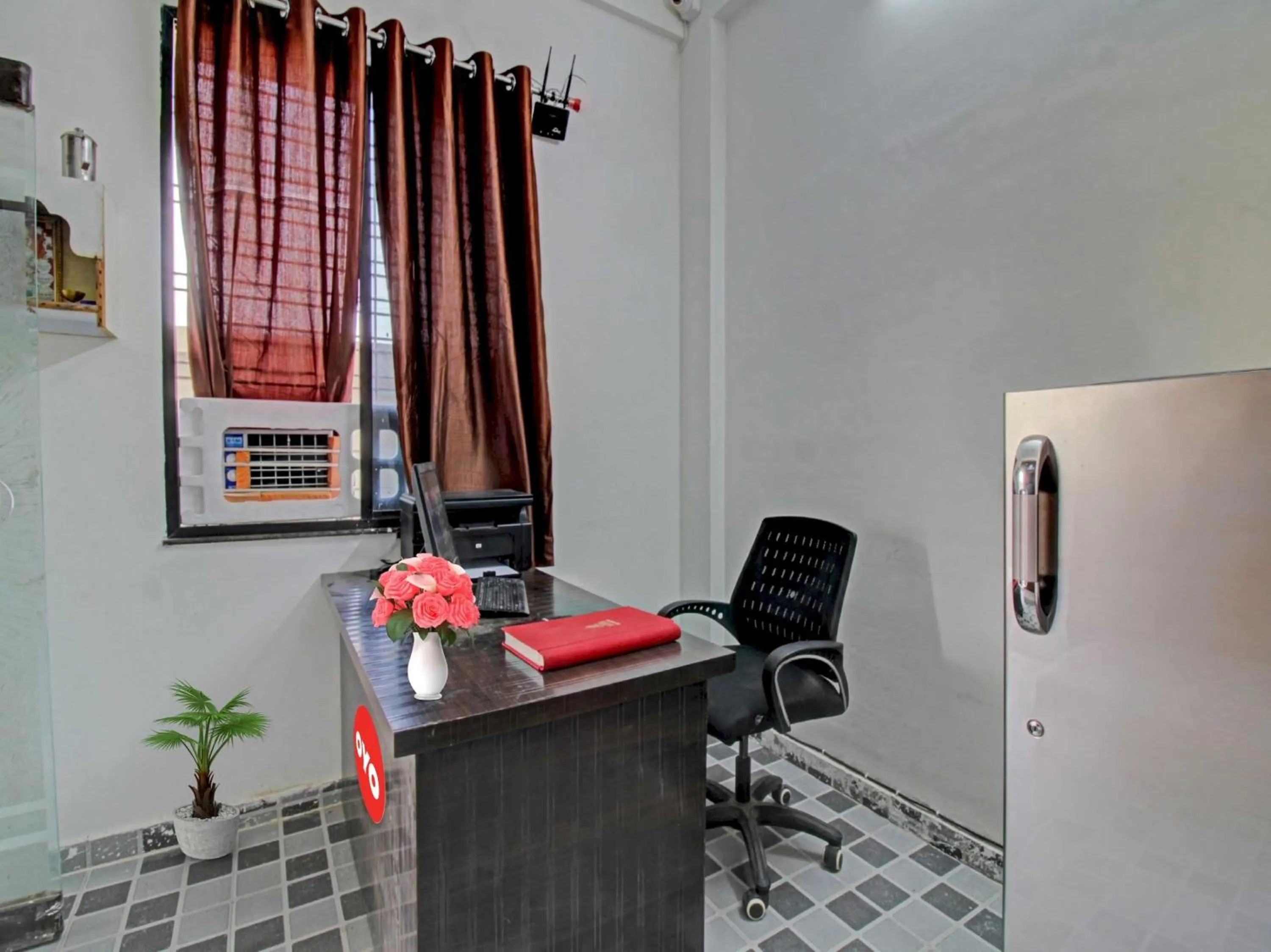 Lobby or reception in Hotel O Dhurva Inn