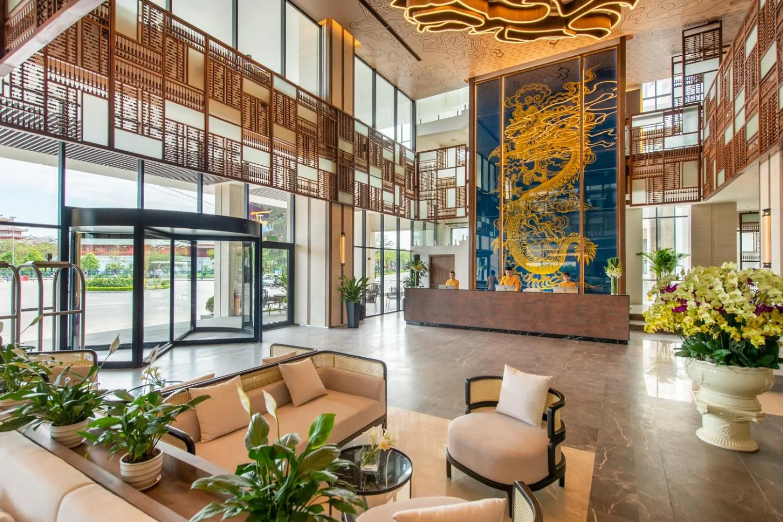 Lobby or reception in Hotel Soleil Ha Long, Trademark Collection by Wyndham